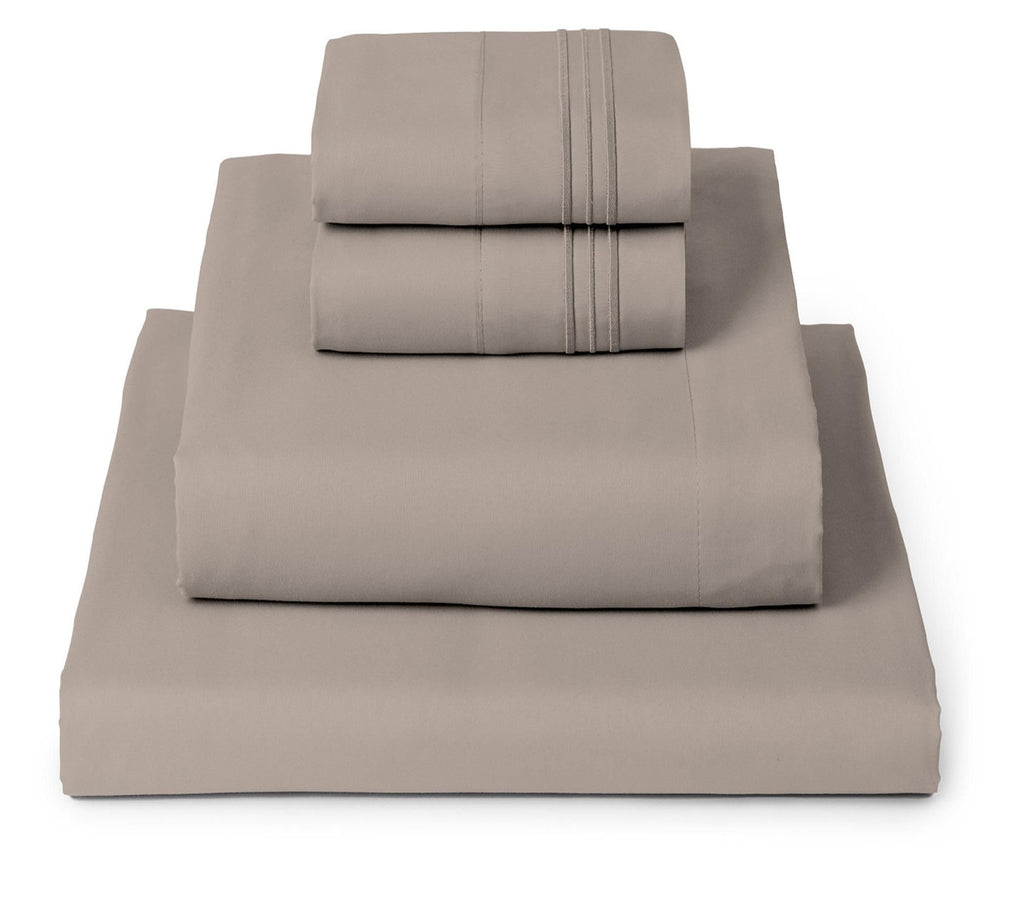 Mellanni Queen Sheets Set - 4 PC Iconic Collection Bedding - Hotel Luxury, Extra Soft, Cooling Bed Sheets - Wrinkle, Fade, Stain Resistant (Queen, White)