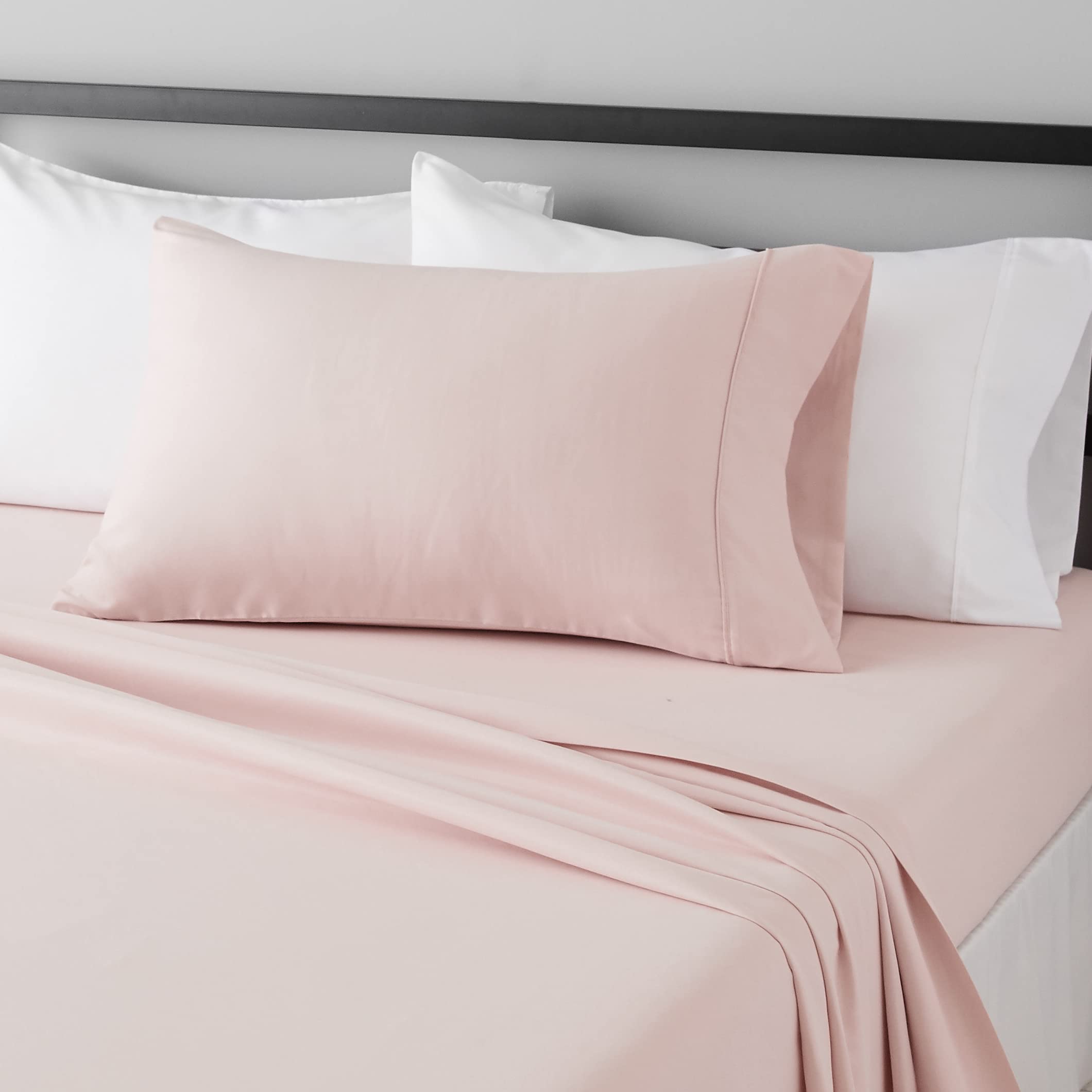 Amazon Basics Breathable, Wrinkle Free Lightweight Microfiber 4-Piece Bed Sheet Set with 14-Inch Deep Pockets, Includes Comfortable Pillowcases, Queen, Peachy Coral, Solid