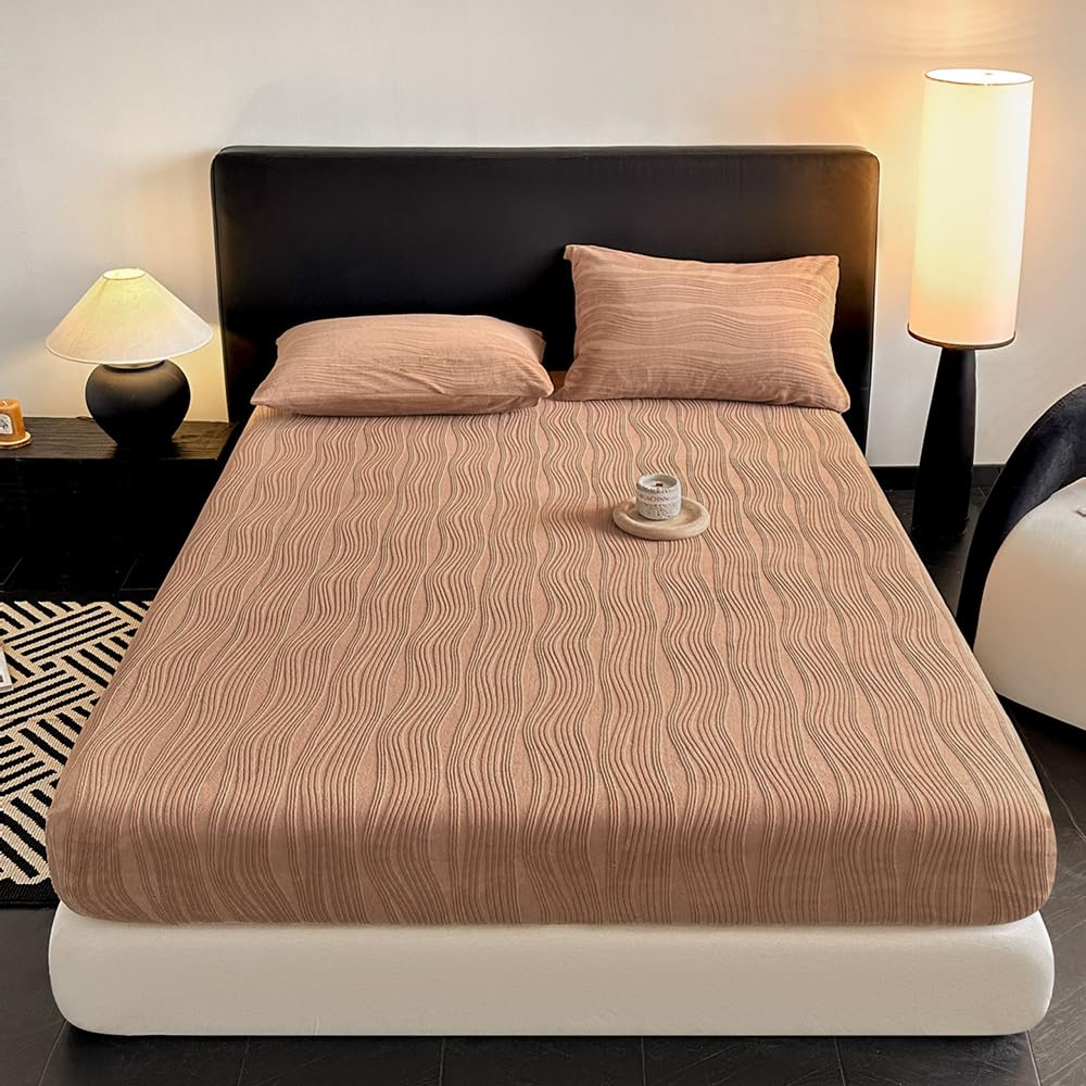Velvet Fitted Sheet Full Size,Fleece Plush Bed Sheet Mattress Protector Cover with 15'' Deep Pocket Warm Fuzzy Bottom Sheet (Not Include Pillowcases)