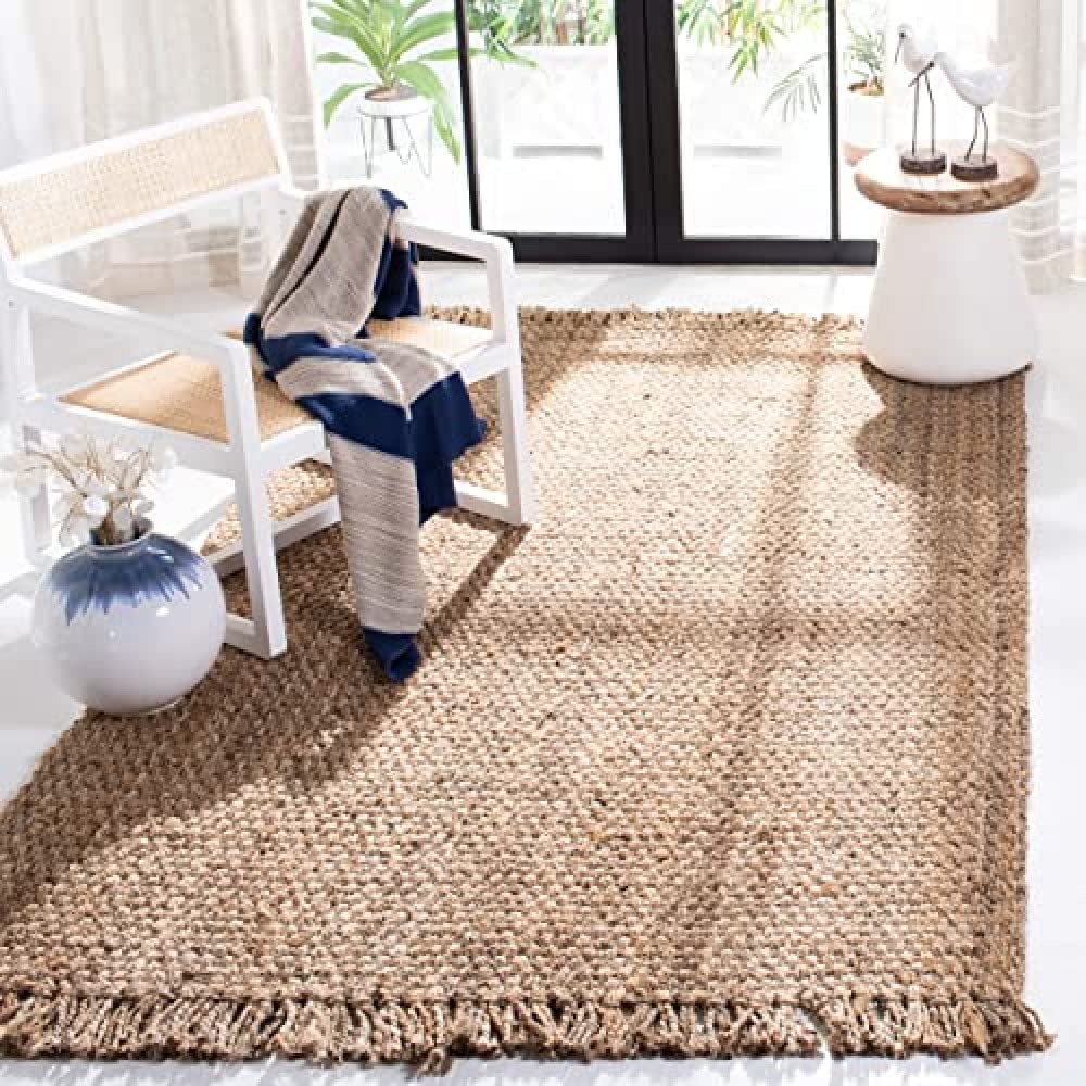 SAFAVIEH Natural Fiber Collection Runner Rug - 2'6" x 6', Natural, Handmade Tassel Jute, Ideal for High Traffic Areas in Living Room, Bedroom (NF467A)