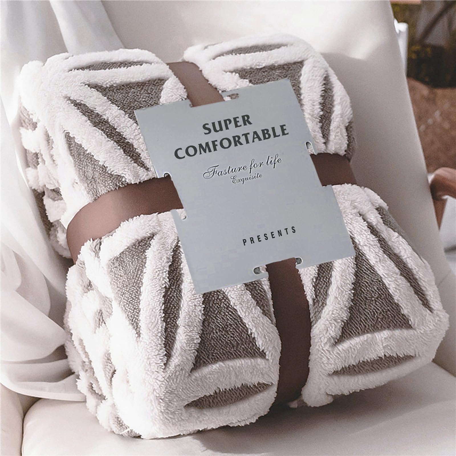 LOMAO Sherpa Fleece Blanket Fuzzy Soft Throw Blanket Dual Sided Blanket for Couch Sofa Bed (Coral, 51"x63")