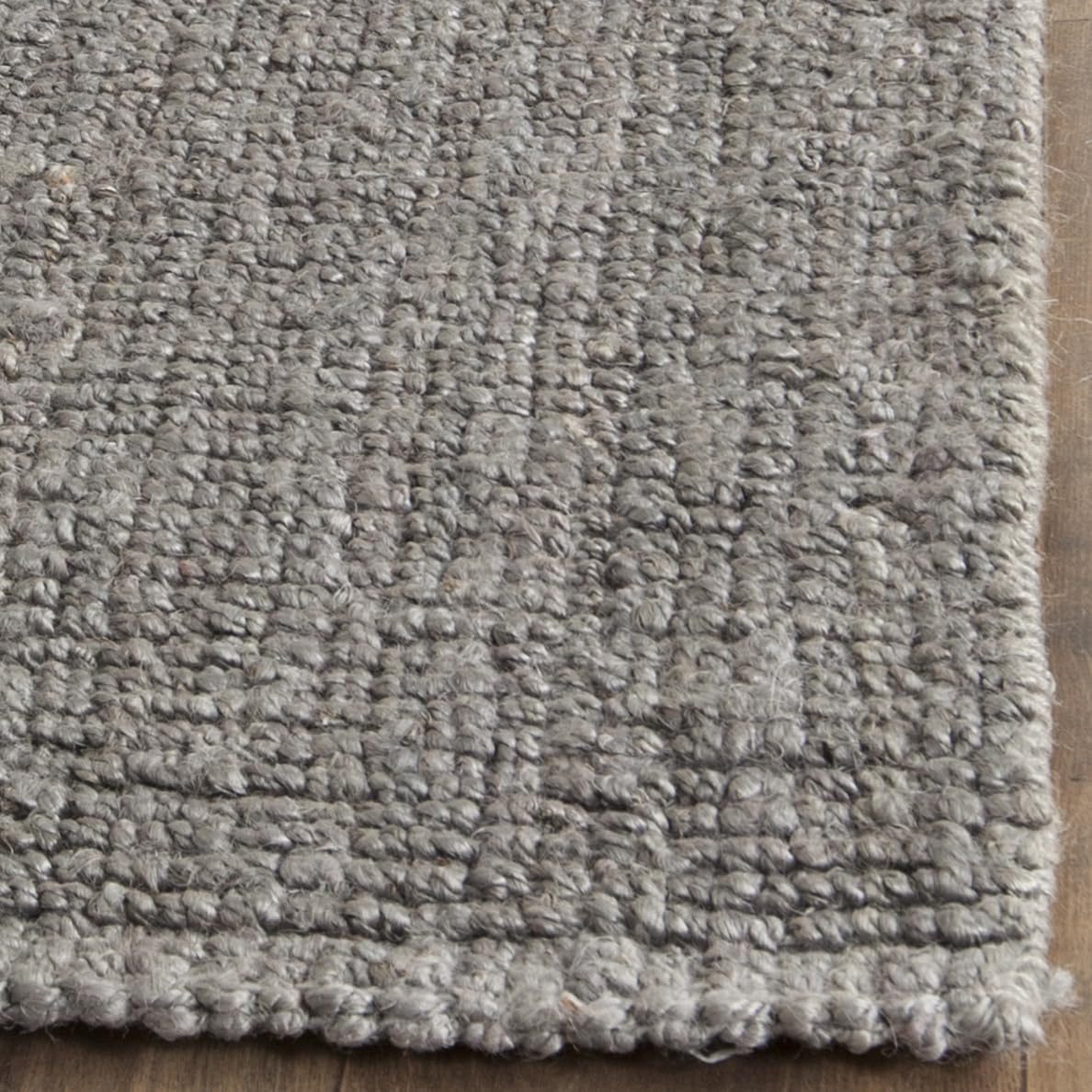 SAFAVIEH Natural Fiber Collection Runner Rug - 2'6" x 6', Natural Brown, Handmade Jute, Farmhouse Style, Chunky Textured Thick Pile (NF447A)