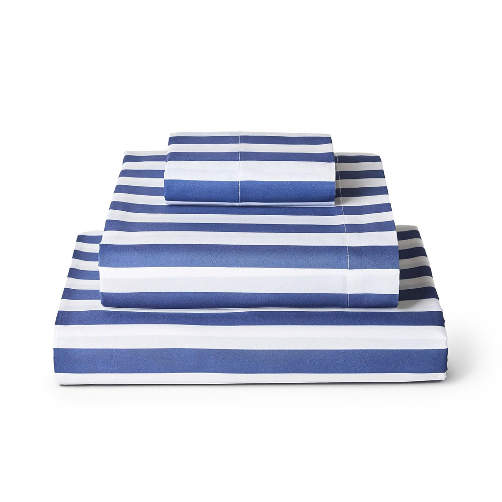 Mellanni Queen Sheets Set - 4 PC Iconic Collection Bedding - Hotel Luxury, Extra Soft, Cooling Bed Sheets - Wrinkle, Fade, Stain Resistant (Queen, White)