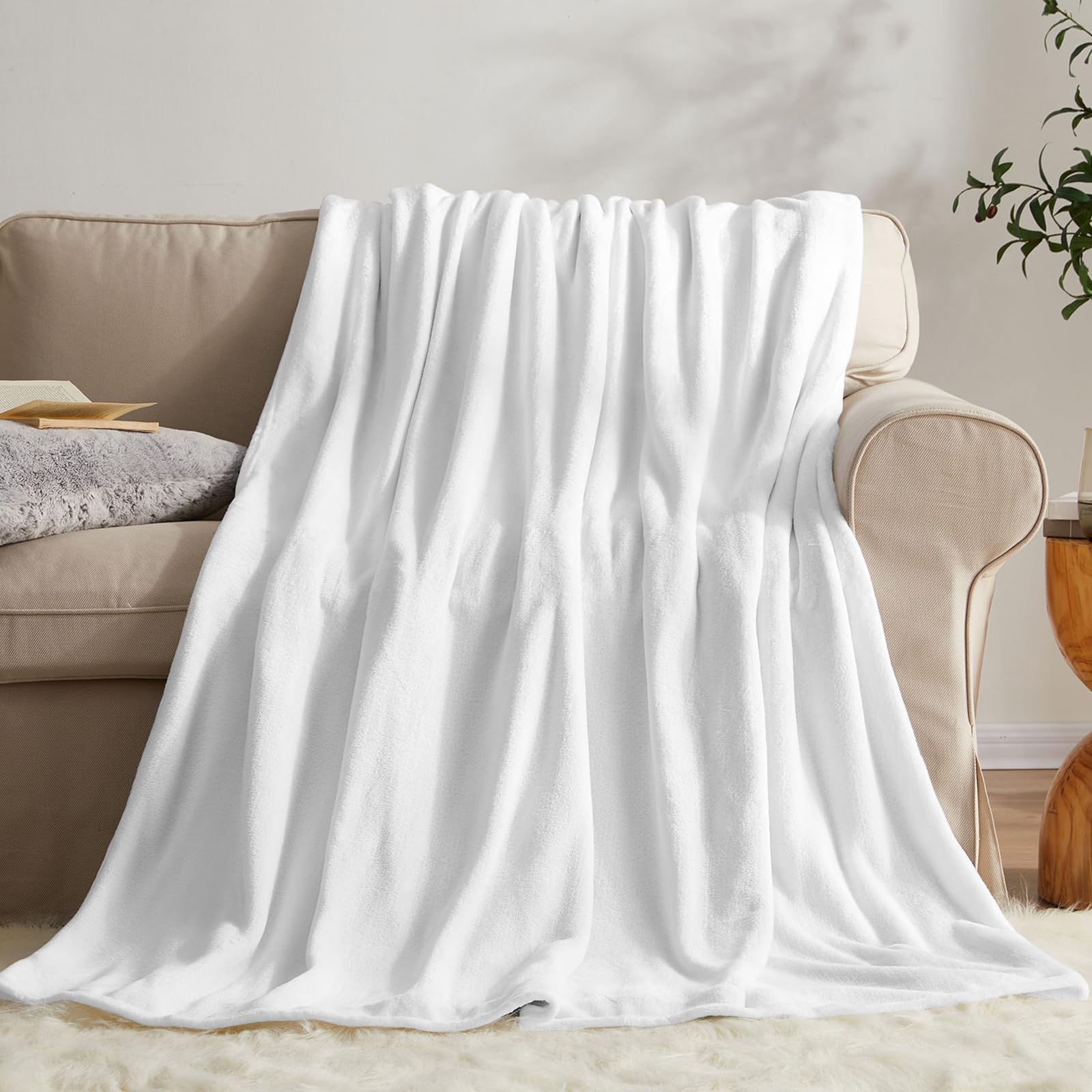 KMUSET Fleece Blanket Twin Size Coral Lightweight Super Soft Cozy Luxury Bed Blanket Microfiber