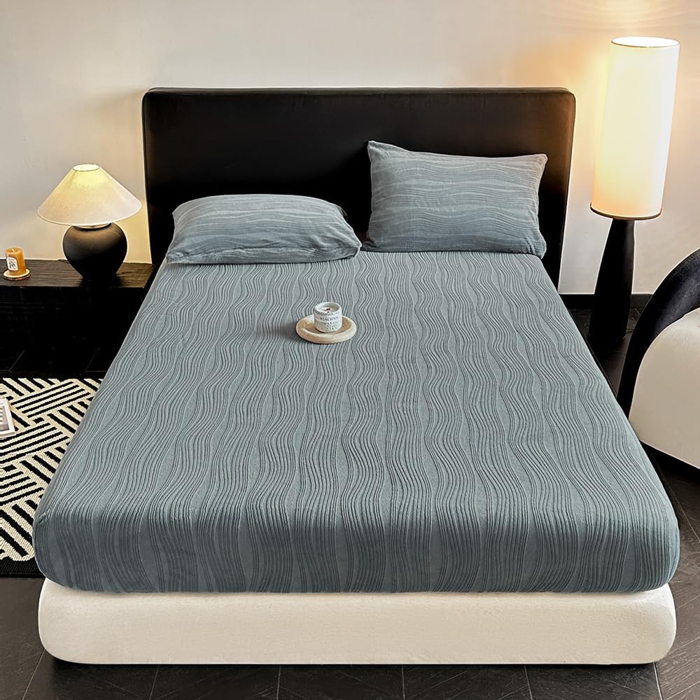 Velvet Fitted Sheet Full Size,Fleece Plush Bed Sheet Mattress Protector Cover with 15'' Deep Pocket Warm Fuzzy Bottom Sheet (Not Include Pillowcases)