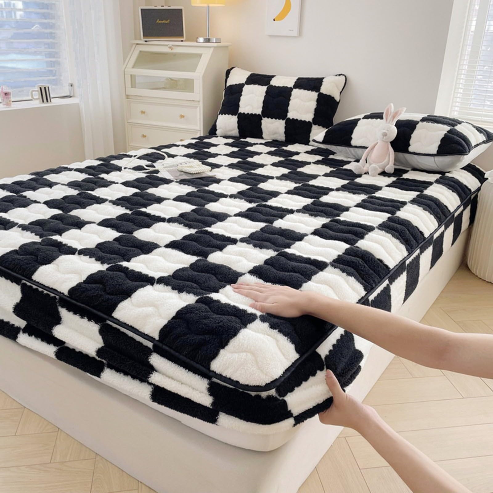 Coral Fleece Fitted Sheet with Two Pillowcases,Queen Size Super Soft Warm Plush Bed Sheets,12" Deep Pocket Single/Double Sheet,Suitable for Any Mattress(E,200x220cm)