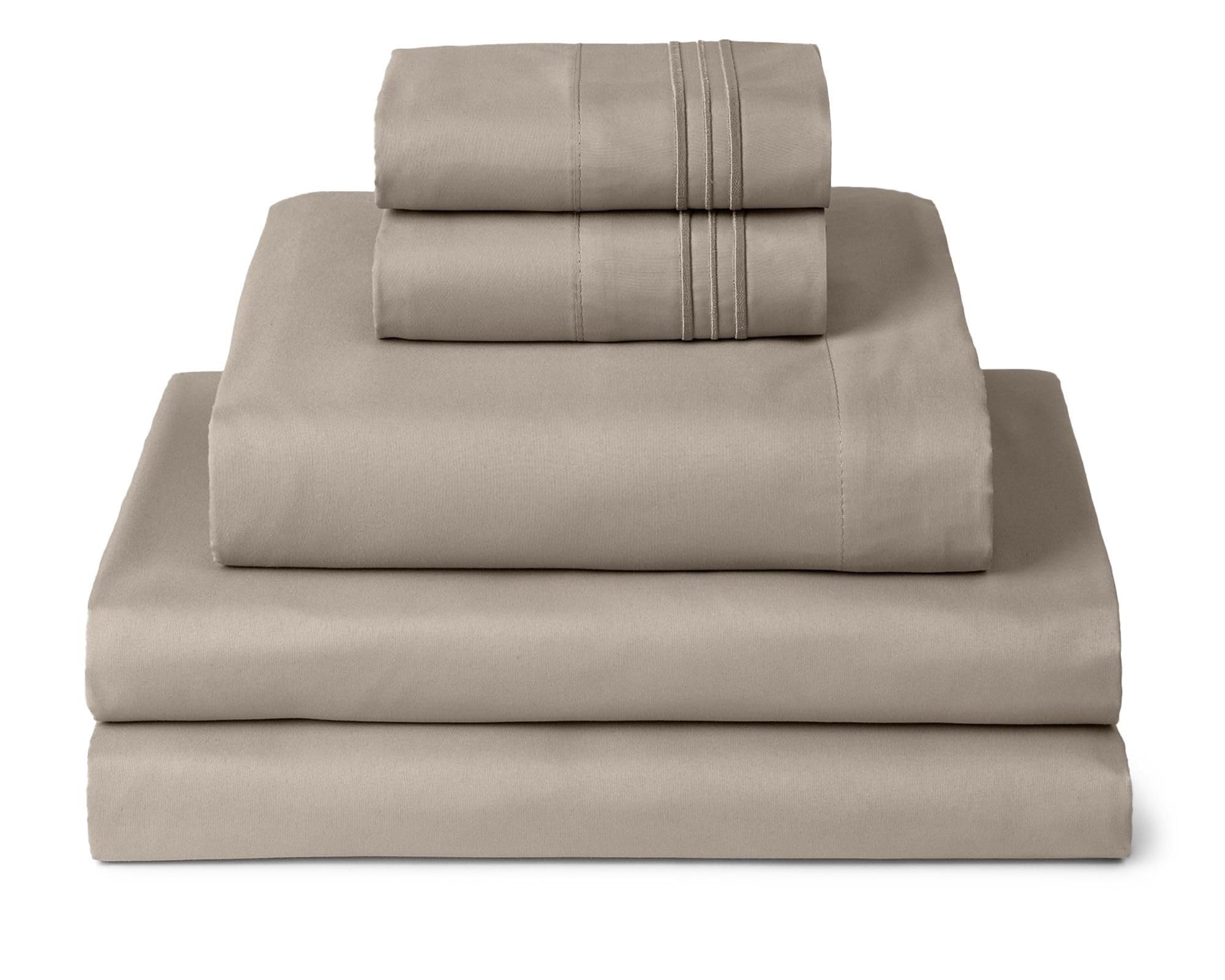 Mellanni Queen Sheets Set - 4 PC Iconic Collection Bedding - Hotel Luxury, Extra Soft, Cooling Bed Sheets - Wrinkle, Fade, Stain Resistant (Queen, White)
