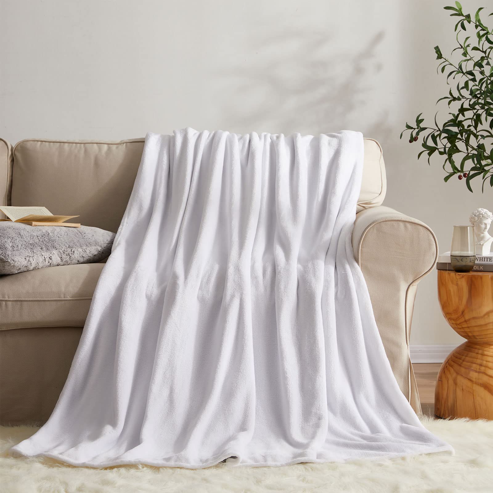 KMUSET Fleece Blanket Twin Size Coral Lightweight Super Soft Cozy Luxury Bed Blanket Microfiber