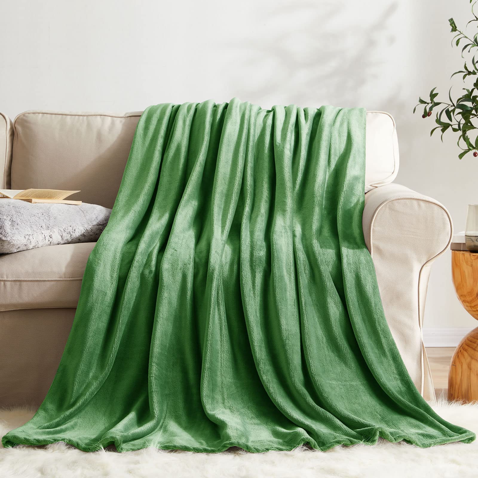 KMUSET Fleece Blanket Twin Size Coral Lightweight Super Soft Cozy Luxury Bed Blanket Microfiber