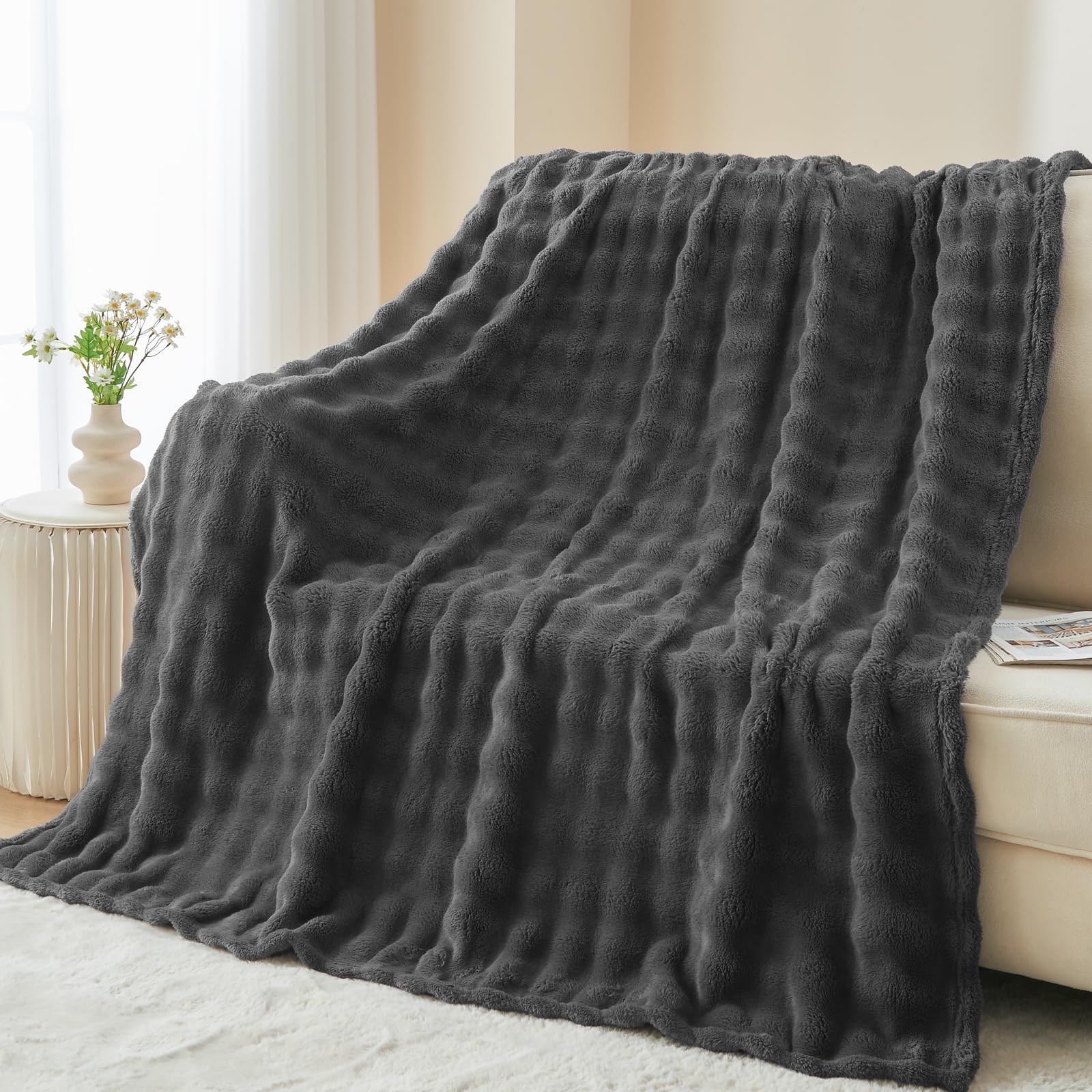NEWCOSPLAY Throw Blanket for Couch Coral Pink Super Soft Flannel Fleece 3D Bubble Lightweight Bed Blanket All Season Use (Coral Pink, Throw(50"x60"))