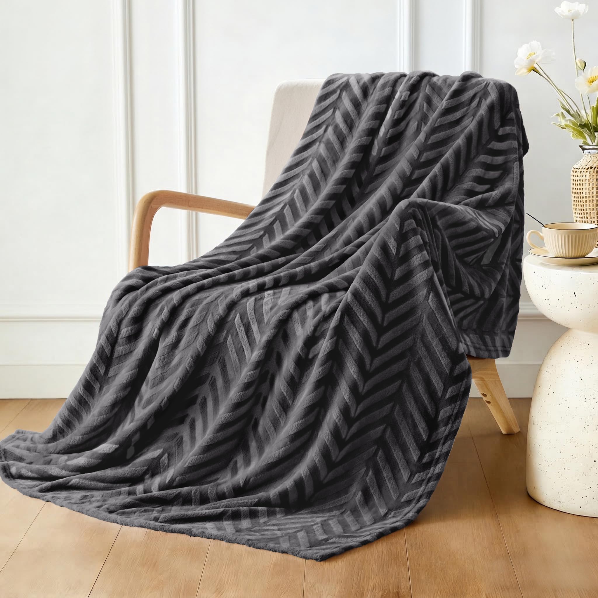 Whale Flotilla Flannel Fleece Throw Blanket for Couch Sofa Bed, Lightweight Breathable Soft Throws Plush Fluffy Chevron Design Decorative Blankets for All Season, 50x60 Inch, Coral