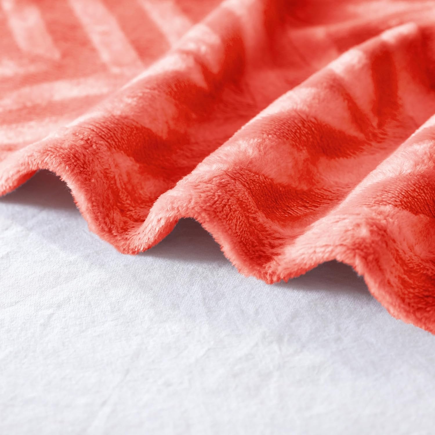 Whale Flotilla Flannel Fleece Throw Blanket for Couch Sofa Bed, Lightweight Breathable Soft Throws Plush Fluffy Chevron Design Decorative Blankets for All Season, 50x60 Inch, Coral