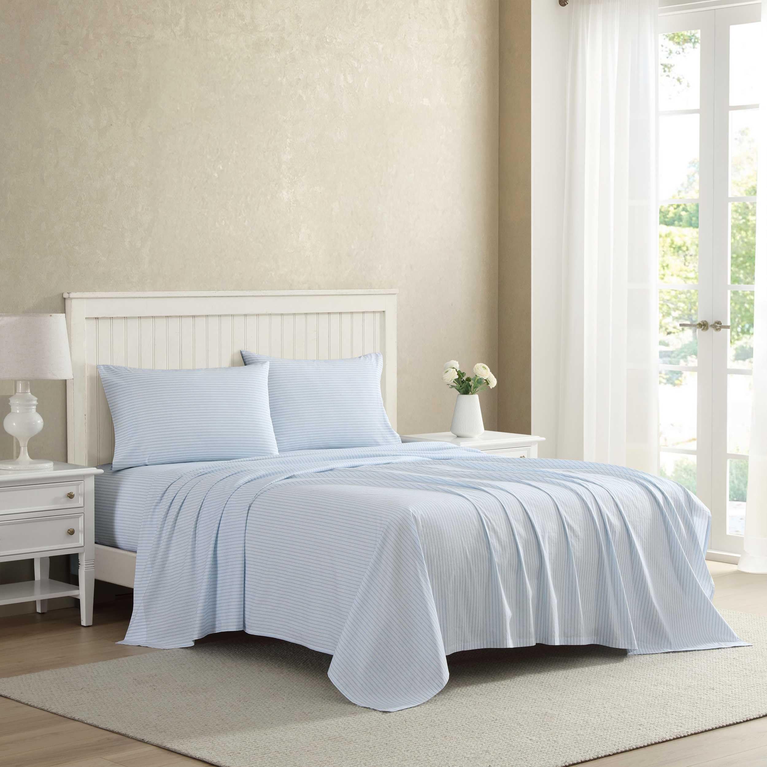 Laura Ashley - Queen Sheet Set, Crisp & Cool Sheets w/a Naturally Smooth Cotton Percale Feel, Deep Pocket, Bed Sheets with Matching Pillowcases & Fitted Sheet (Francesca Blue)