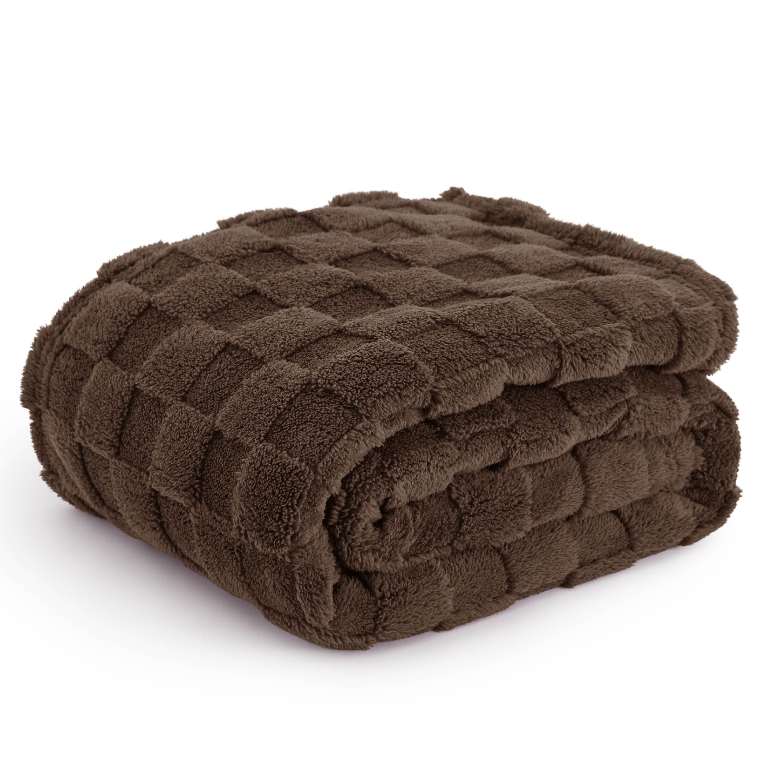 Bedsure GentleSoft Sage Green Throw Blanket for Couch - Checkered Fleece Mothers Gifts Day Blankets, Cute Soft Cozy Spring Summer Throw for Bedroom Home Decor Gifts for Girls, 50x60 Inches