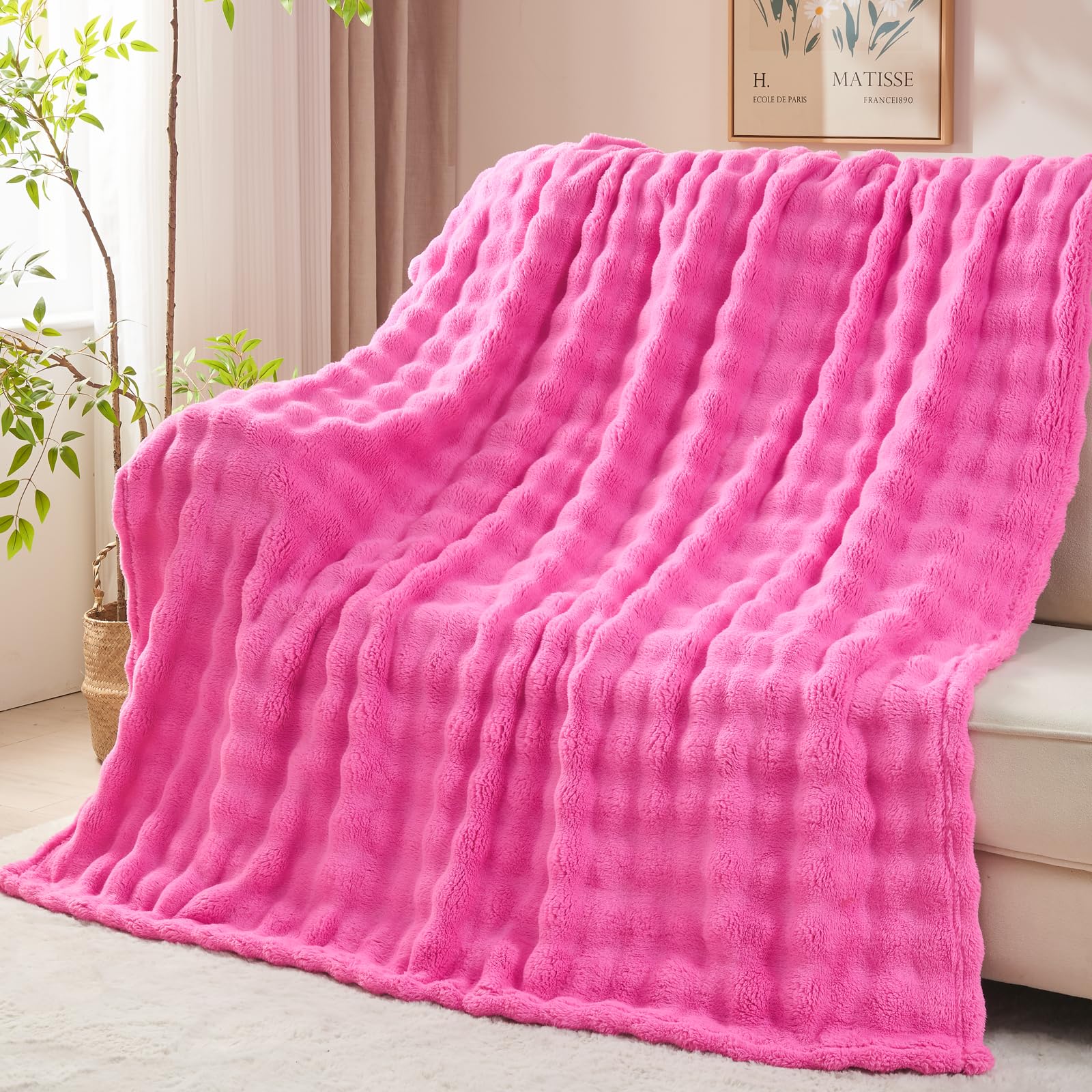 NEWCOSPLAY Throw Blanket for Couch Coral Pink Super Soft Flannel Fleece 3D Bubble Lightweight Bed Blanket All Season Use (Coral Pink, Throw(50"x60"))