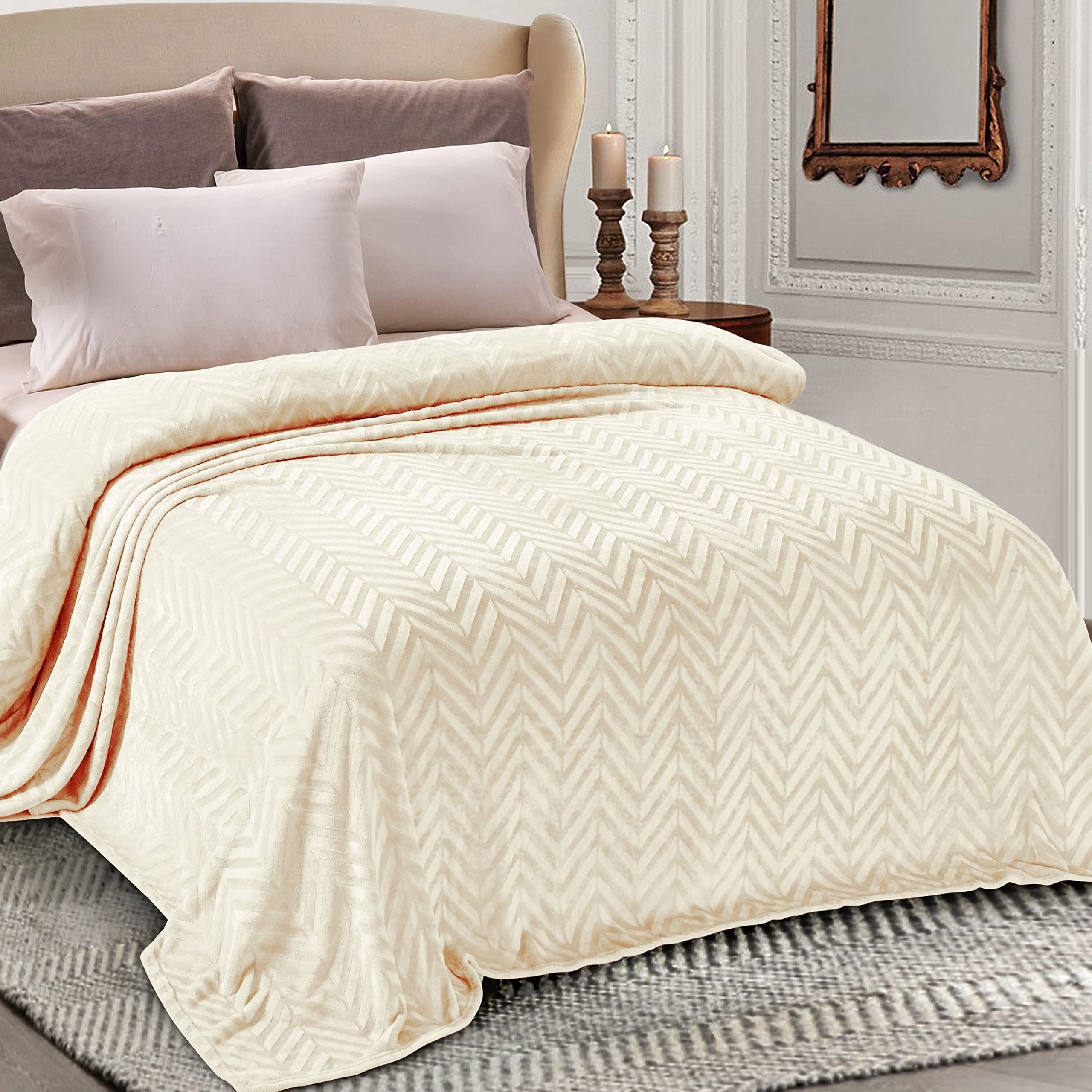 Whale Flotilla Flannel Fleece Throw Blanket for Couch Sofa Bed, Lightweight Breathable Soft Throws Plush Fluffy Chevron Design Decorative Blankets for All Season, 50x60 Inch, Coral