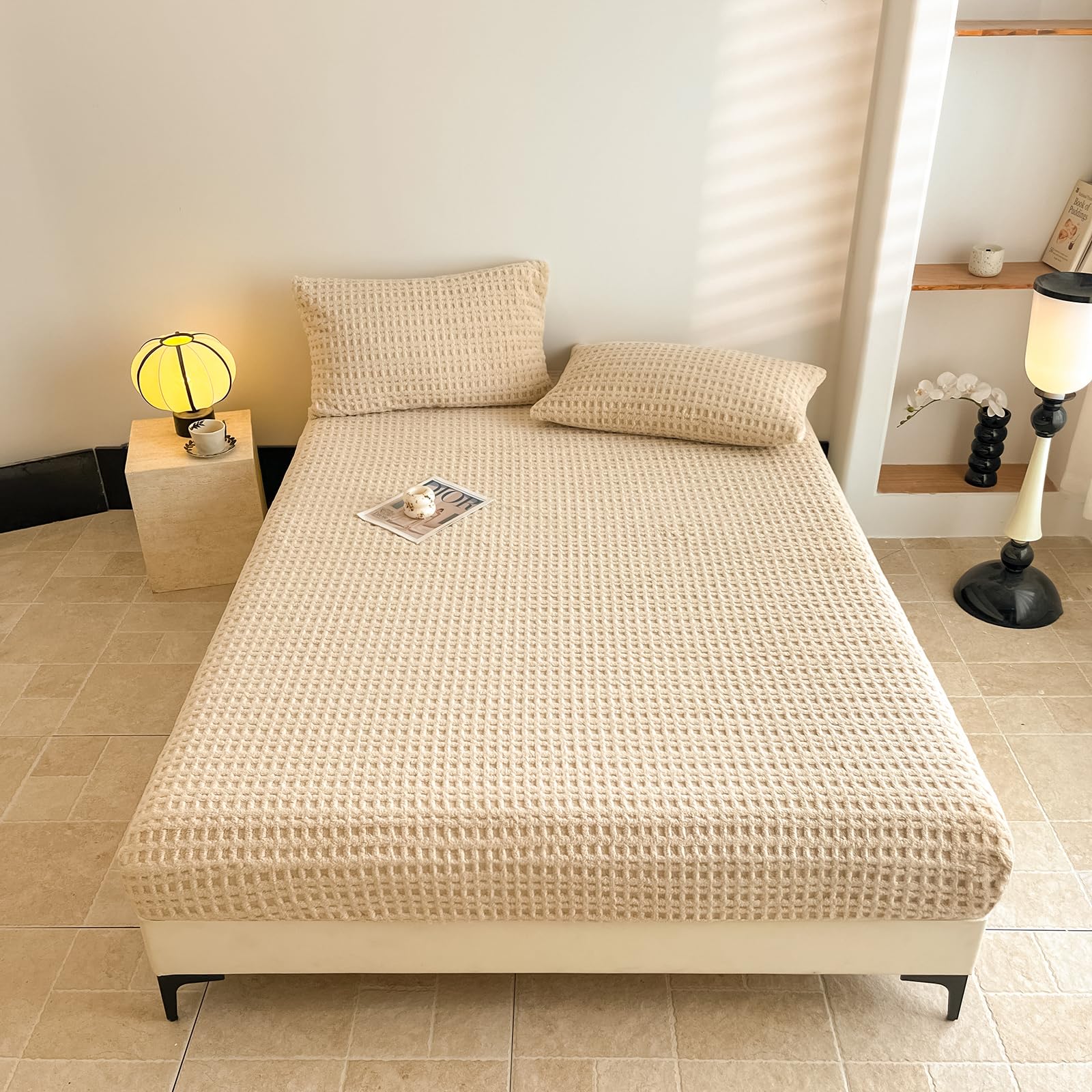 Velvet Fitted Sheet Full Size,Fleece Plush Bed Sheet Mattress Protector Cover with 15'' Deep Pocket Warm Fuzzy Bottom Sheet (Not Include Pillowcases)