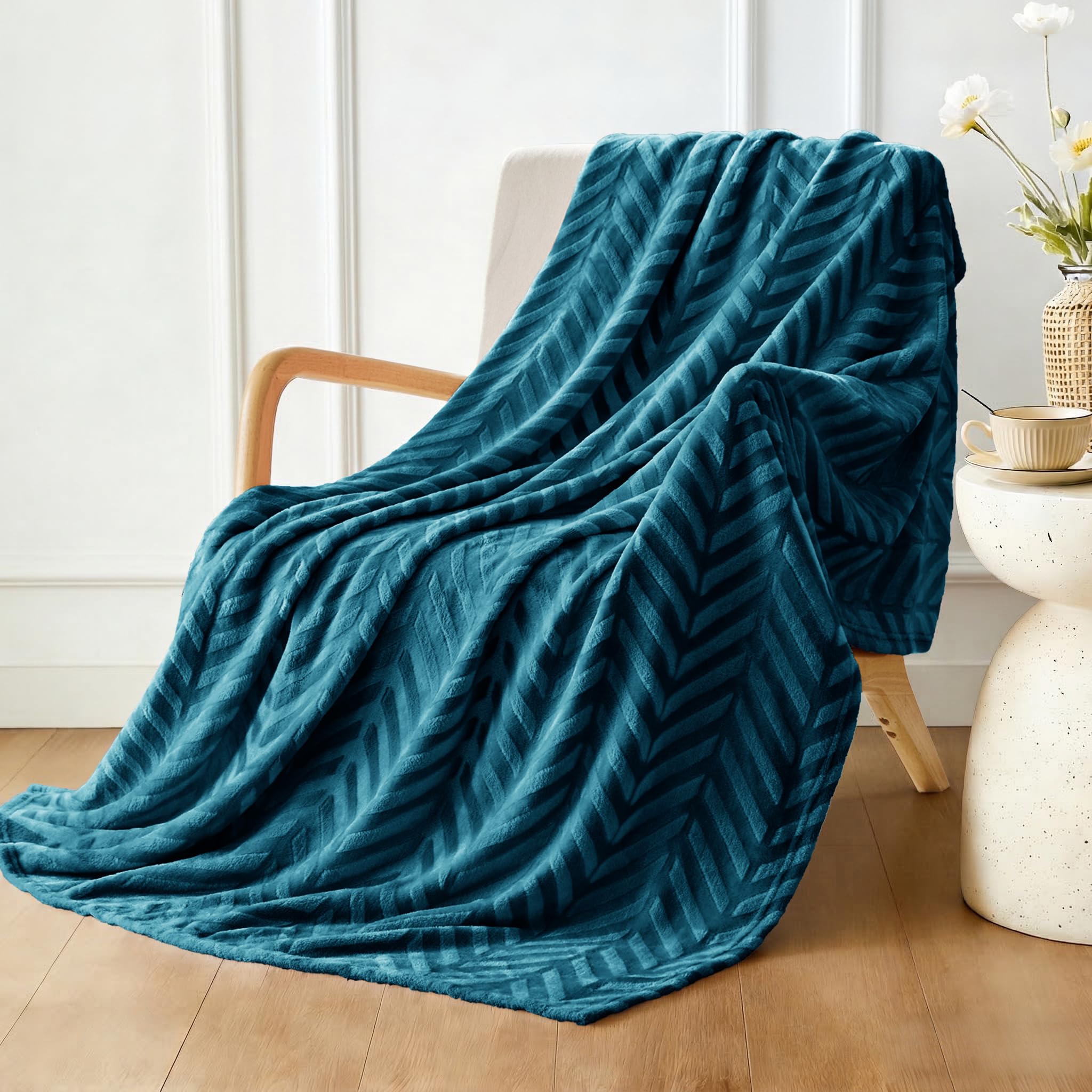 Whale Flotilla Flannel Fleece Throw Blanket for Couch Sofa Bed, Lightweight Breathable Soft Throws Plush Fluffy Chevron Design Decorative Blankets for All Season, 50x60 Inch, Coral