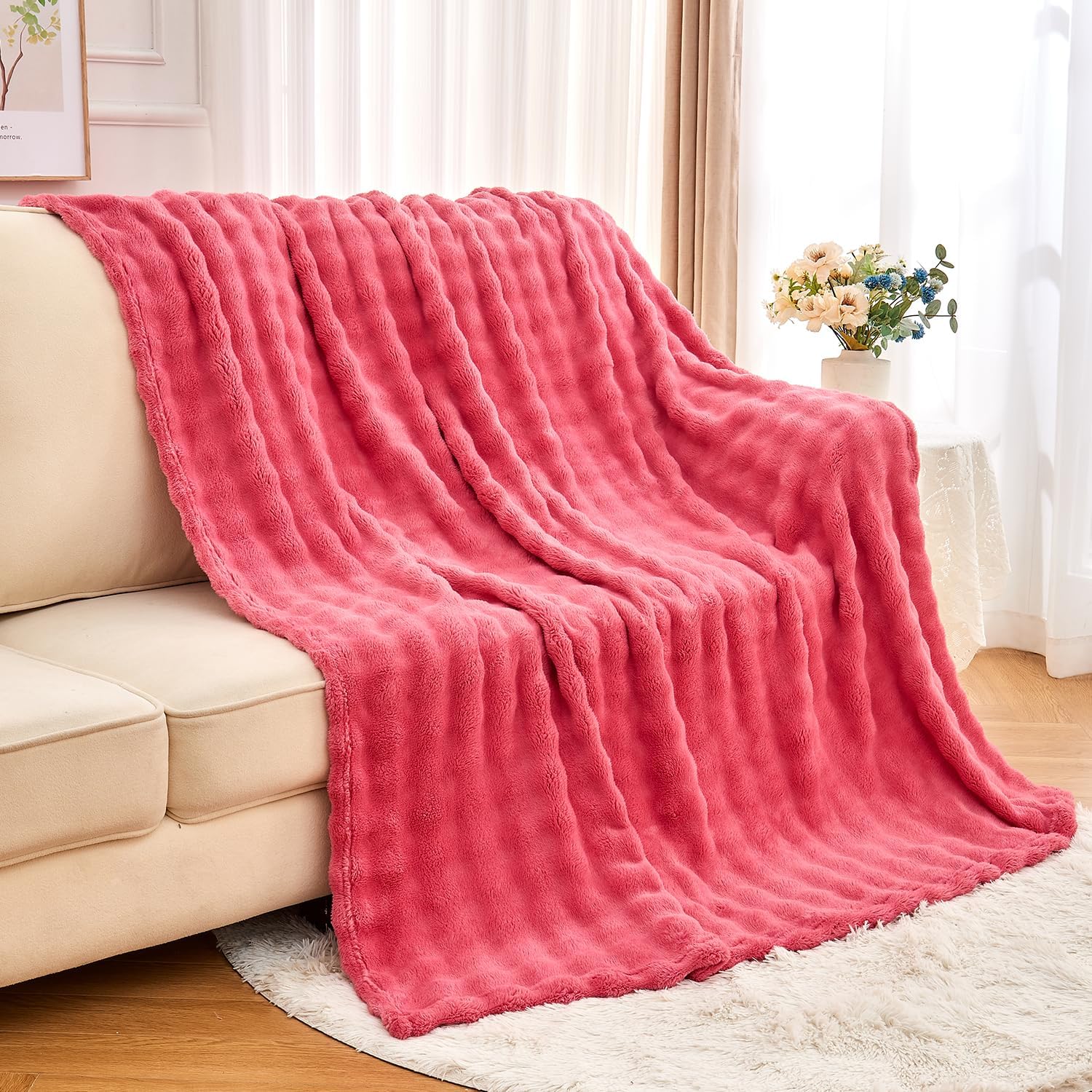 Wajade Soft Fleece Throw Blanket for Couch, 60x80 Inches 3D Bubble Decorative Cozy Fuzzy Flannel Blanket, Lightweight Warm Blanket for Bed Office, Coral Pink