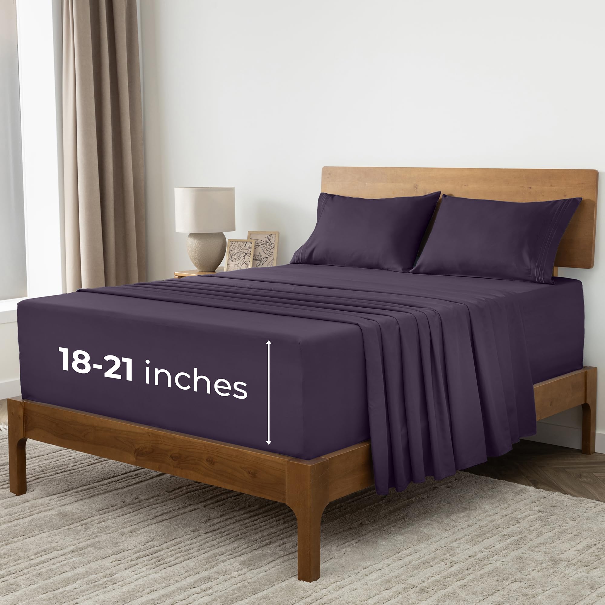 Mellanni Queen Sheets Set - 4 PC Iconic Collection Bedding - Hotel Luxury, Extra Soft, Cooling Bed Sheets - Wrinkle, Fade, Stain Resistant (Queen, White)