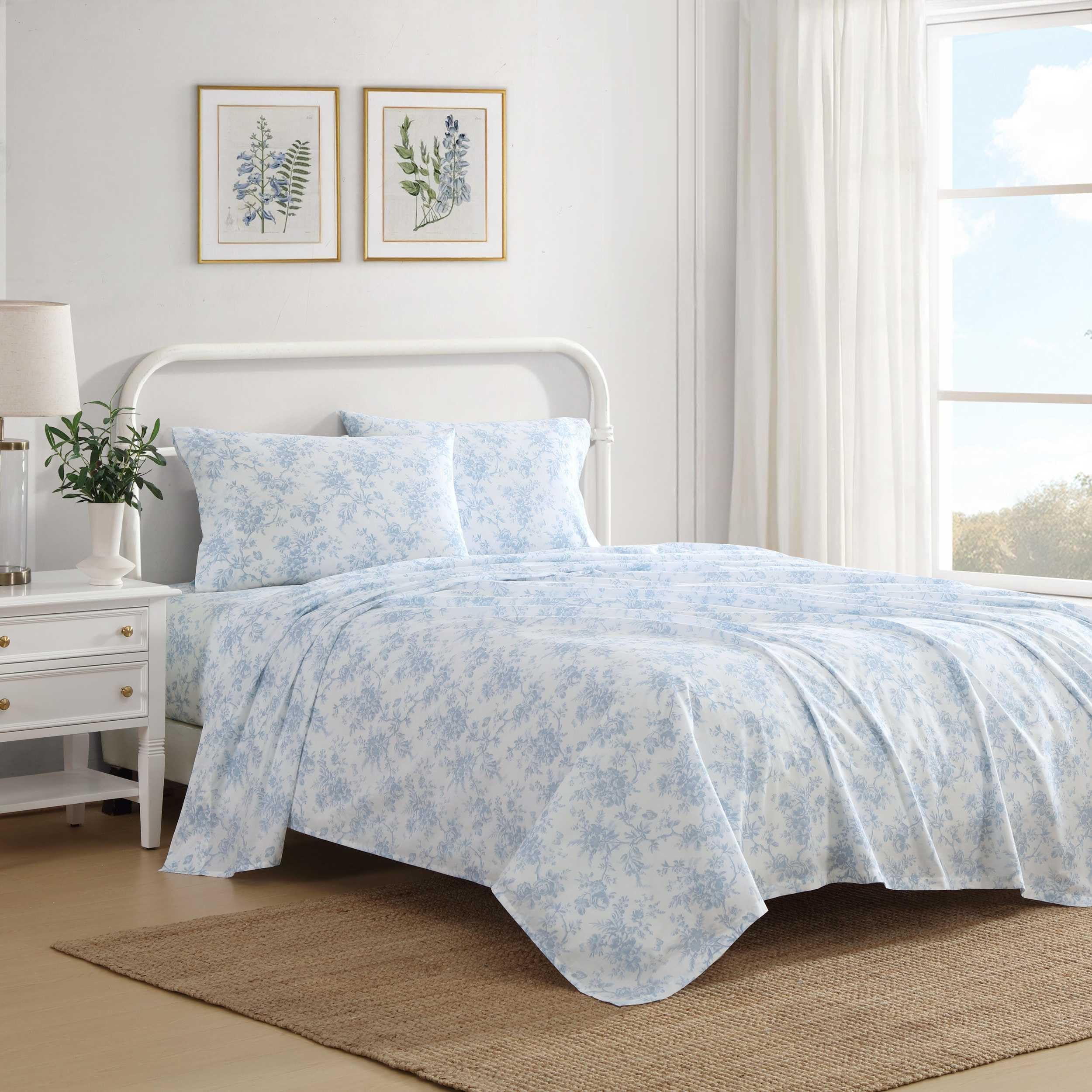 Laura Ashley - Queen Sheet Set, Crisp & Cool Sheets w/a Naturally Smooth Cotton Percale Feel, Deep Pocket, Bed Sheets with Matching Pillowcases & Fitted Sheet (Francesca Blue)