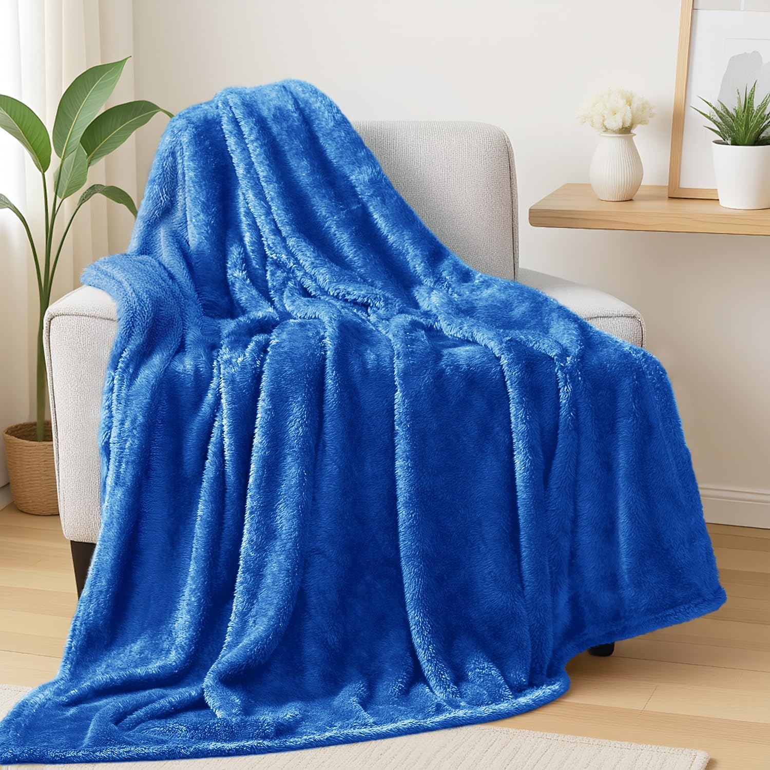 Exclusivo Mezcla Plush Fuzzy Fleece Throw Blanket Extra Large, Super Soft, Fluffy and Warm Blankets for Couch, Bed, All Season Use (50x70 Inches, Pink)
