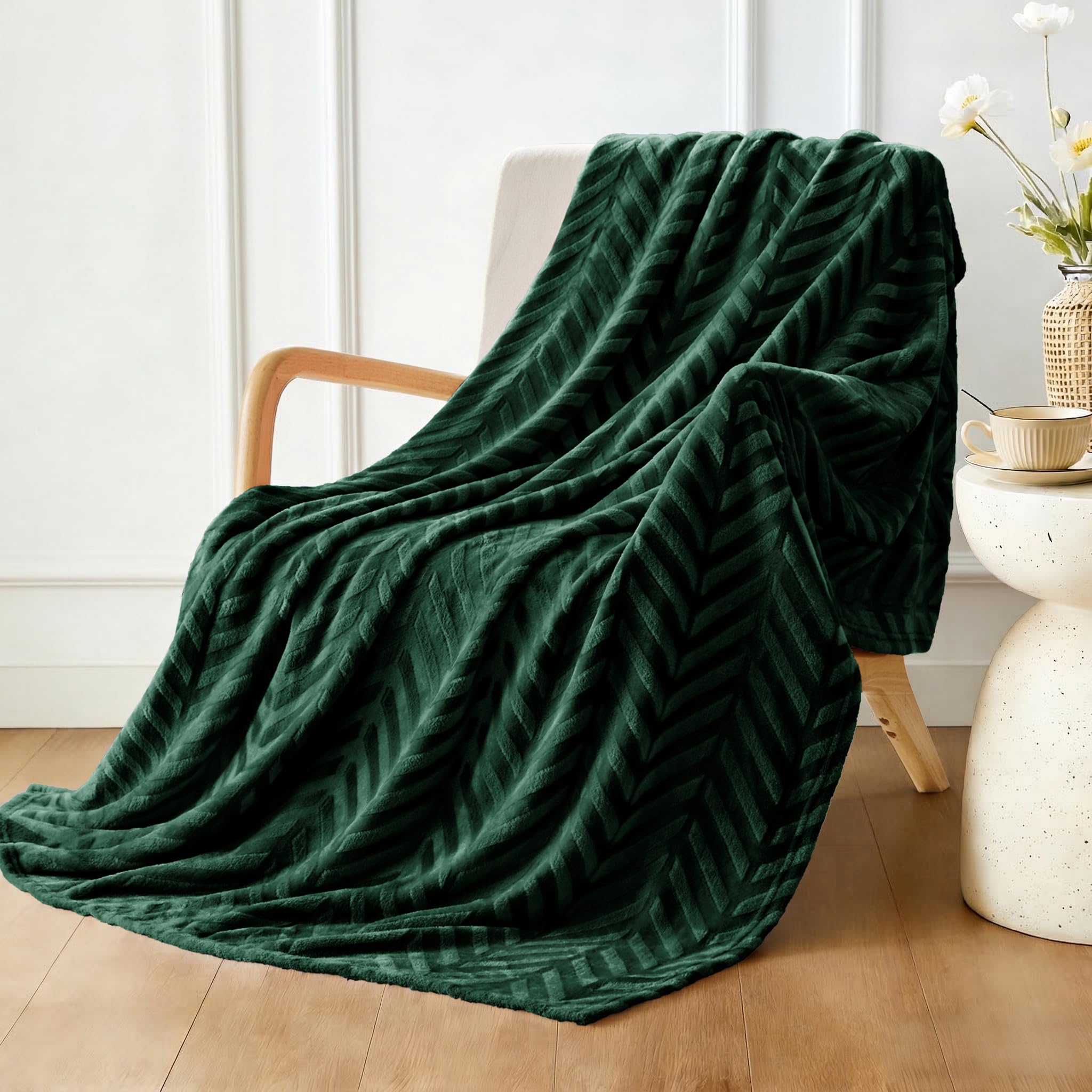 Whale Flotilla Flannel Fleece Throw Blanket for Couch Sofa Bed, Lightweight Breathable Soft Throws Plush Fluffy Chevron Design Decorative Blankets for All Season, 50x60 Inch, Coral