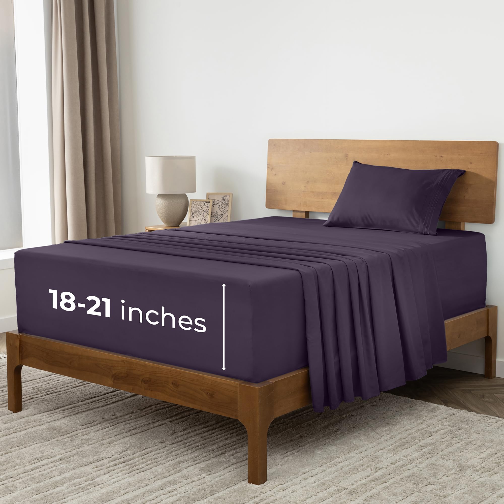 Mellanni Queen Sheets Set - 4 PC Iconic Collection Bedding - Hotel Luxury, Extra Soft, Cooling Bed Sheets - Wrinkle, Fade, Stain Resistant (Queen, White)