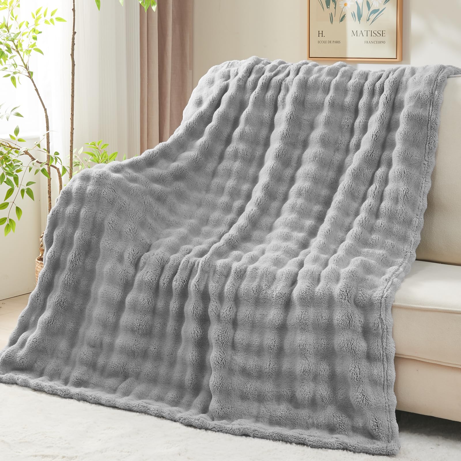 NEWCOSPLAY Throw Blanket for Couch Coral Pink Super Soft Flannel Fleece 3D Bubble Lightweight Bed Blanket All Season Use (Coral Pink, Throw(50"x60"))