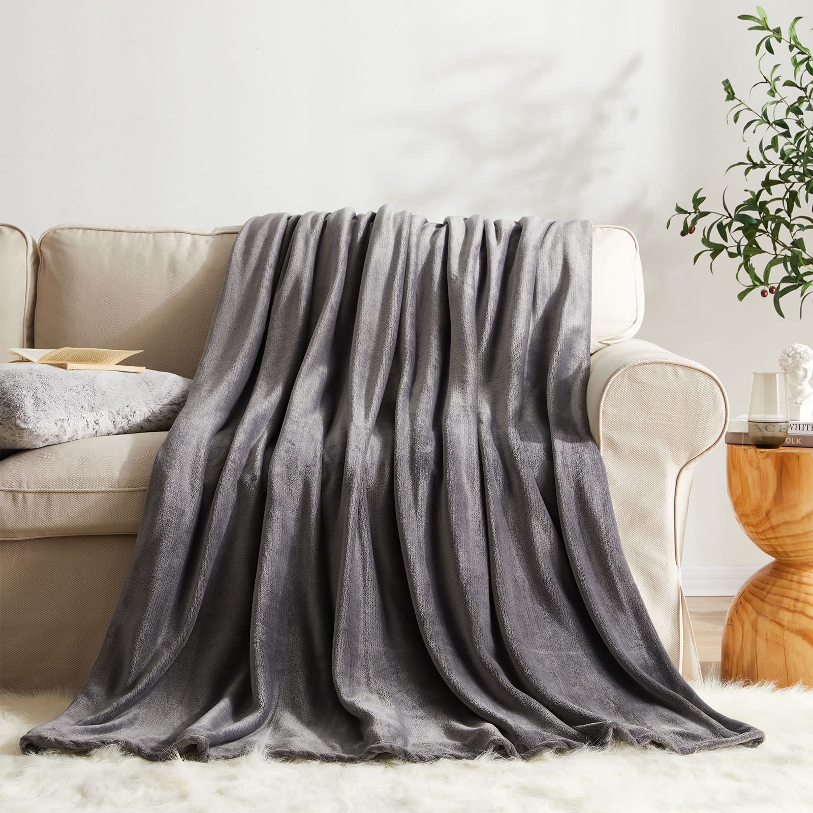 KMUSET Fleece Blanket Twin Size Coral Lightweight Super Soft Cozy Luxury Bed Blanket Microfiber