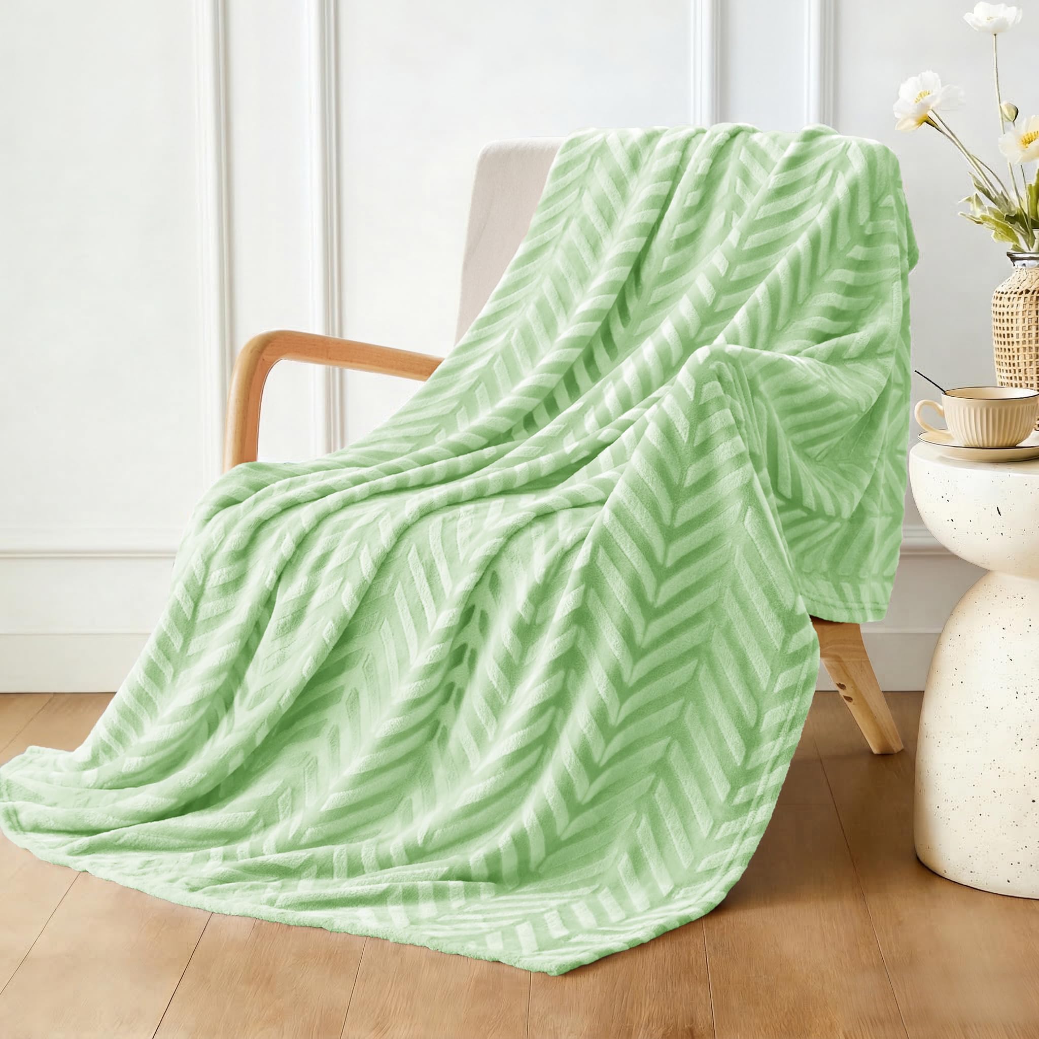 Whale Flotilla Flannel Fleece Throw Blanket for Couch Sofa Bed, Lightweight Breathable Soft Throws Plush Fluffy Chevron Design Decorative Blankets for All Season, 50x60 Inch, Coral