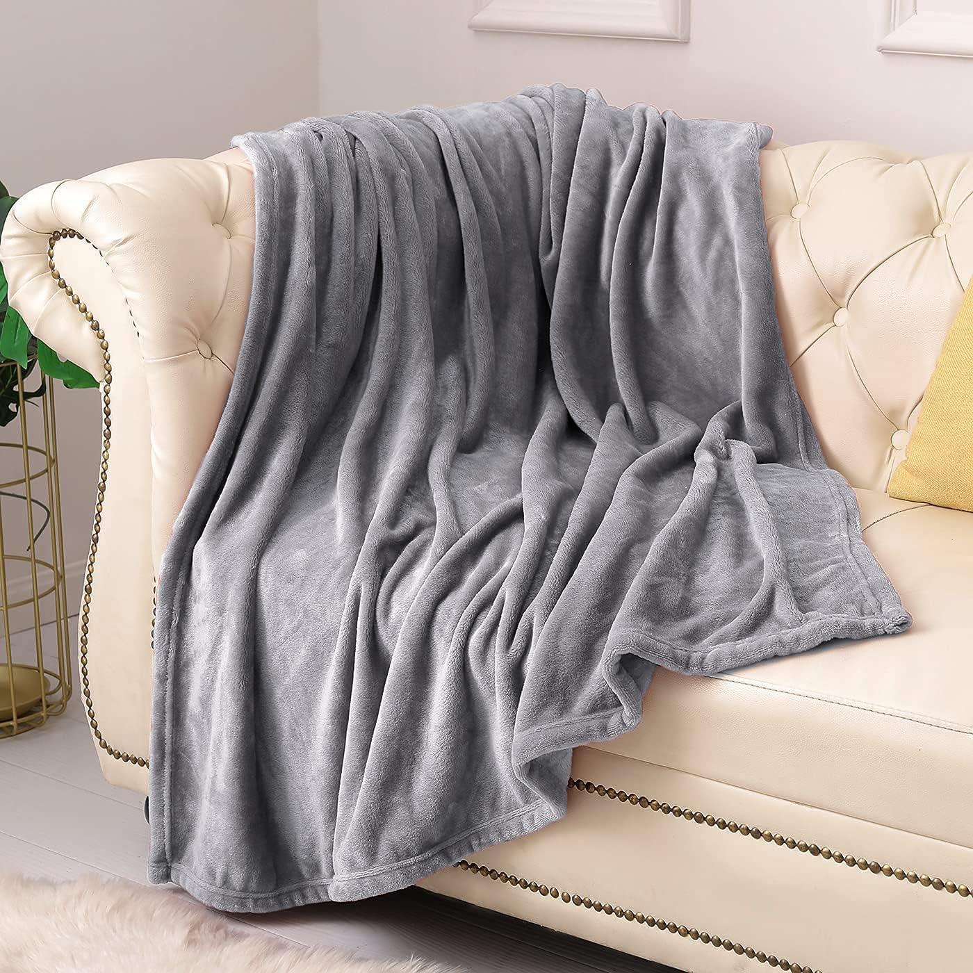 KMUSET Fleece Blanket Twin Size Coral Lightweight Super Soft Cozy Luxury Bed Blanket Microfiber
