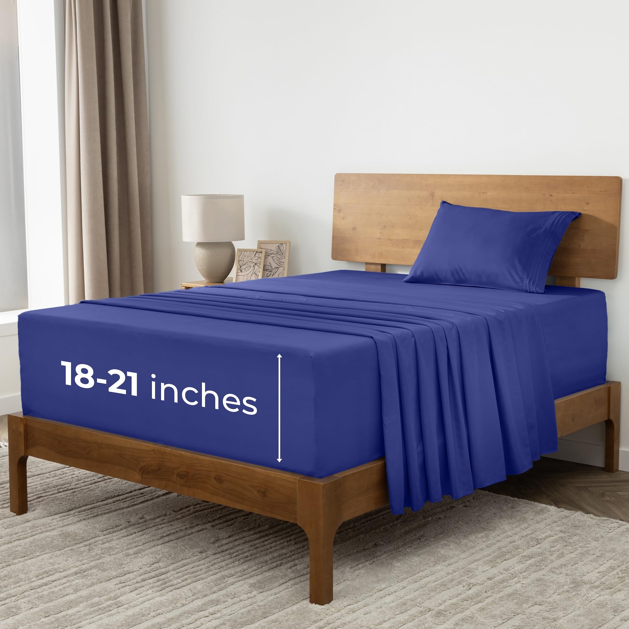 Mellanni Queen Sheets Set - 4 PC Iconic Collection Bedding - Hotel Luxury, Extra Soft, Cooling Bed Sheets - Wrinkle, Fade, Stain Resistant (Queen, White)