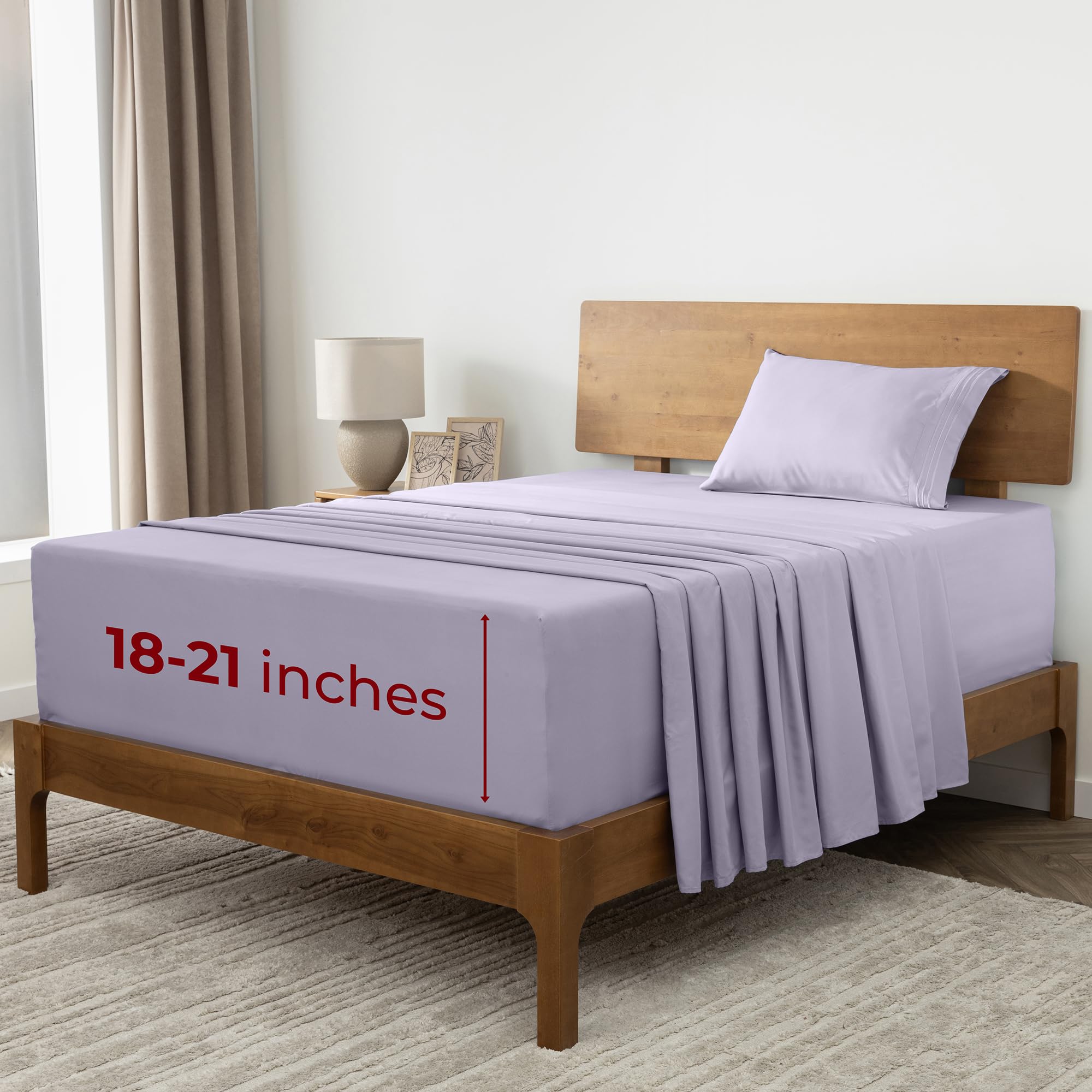 Mellanni Queen Sheets Set - 4 PC Iconic Collection Bedding - Hotel Luxury, Extra Soft, Cooling Bed Sheets - Wrinkle, Fade, Stain Resistant (Queen, White)