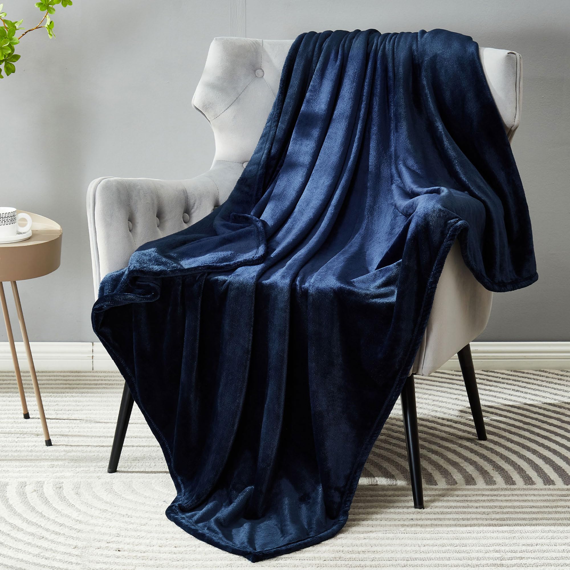 DREAMNINE Super Soft Fuzzy Fleece Throw Blanket for Couch Sofa 50" x 60", Decorative Solid Lightweight Velvet Blanket for Chair, Cozy Accent Shaggy Micro Plush Flannel Blankets for Bedroom Dorm, Peach