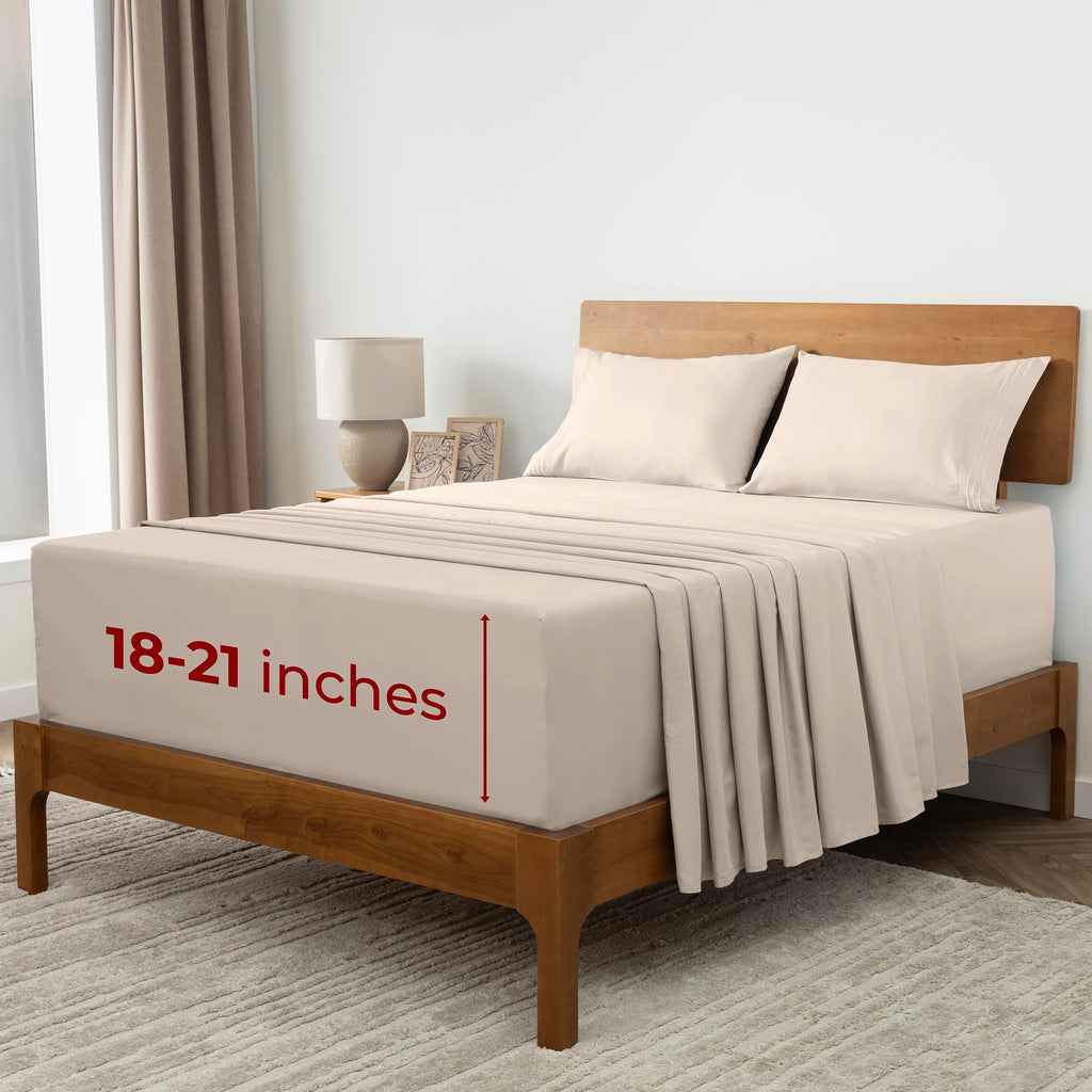 Mellanni Queen Sheets Set - 4 PC Iconic Collection Bedding - Hotel Luxury, Extra Soft, Cooling Bed Sheets - Wrinkle, Fade, Stain Resistant (Queen, White)