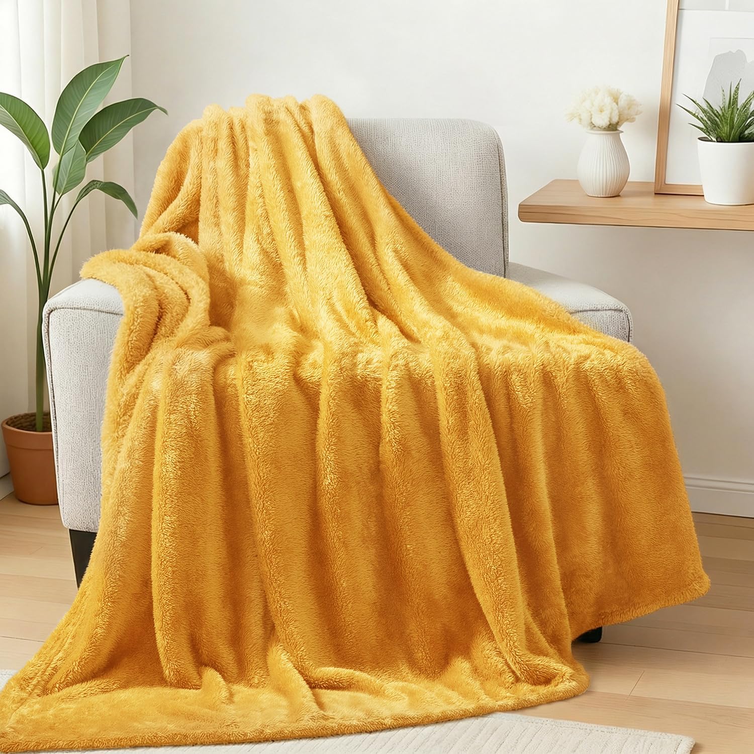 Exclusivo Mezcla Plush Fuzzy Fleece Throw Blanket Extra Large, Super Soft, Fluffy and Warm Blankets for Couch, Bed, All Season Use (50x70 Inches, Pink)