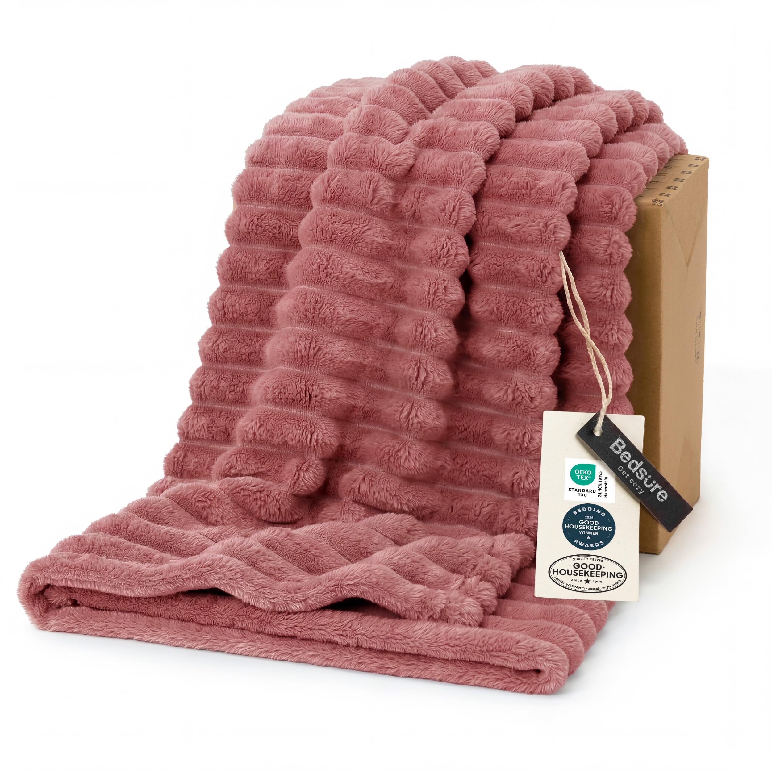 Bedsure GentleSoft Pink Throw Blanket for Couch - Birthday Gifts for Teenage Girls Sister Women Teacher Graduation Gifts, Cozy Cute Fleece Bed Throw Blanket, Coral Pink Room Home Decor, 50x60 Inches