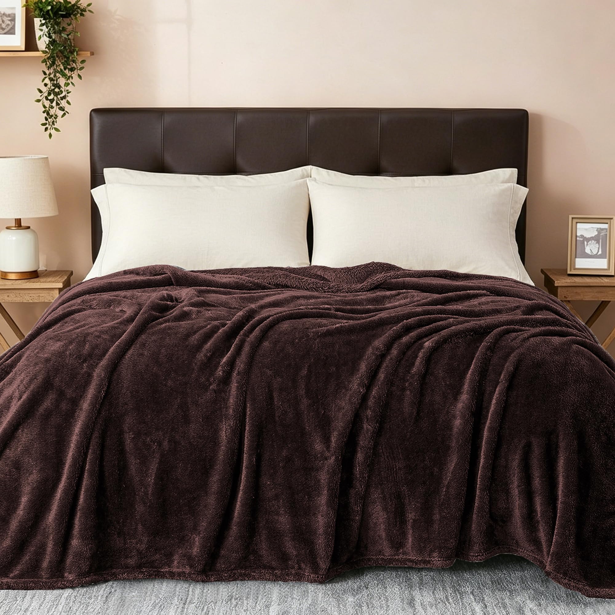 Exclusivo Mezcla Plush Fuzzy Fleece Throw Blanket Extra Large, Super Soft, Fluffy and Warm Blankets for Couch, Bed, All Season Use (50x70 Inches, Pink)