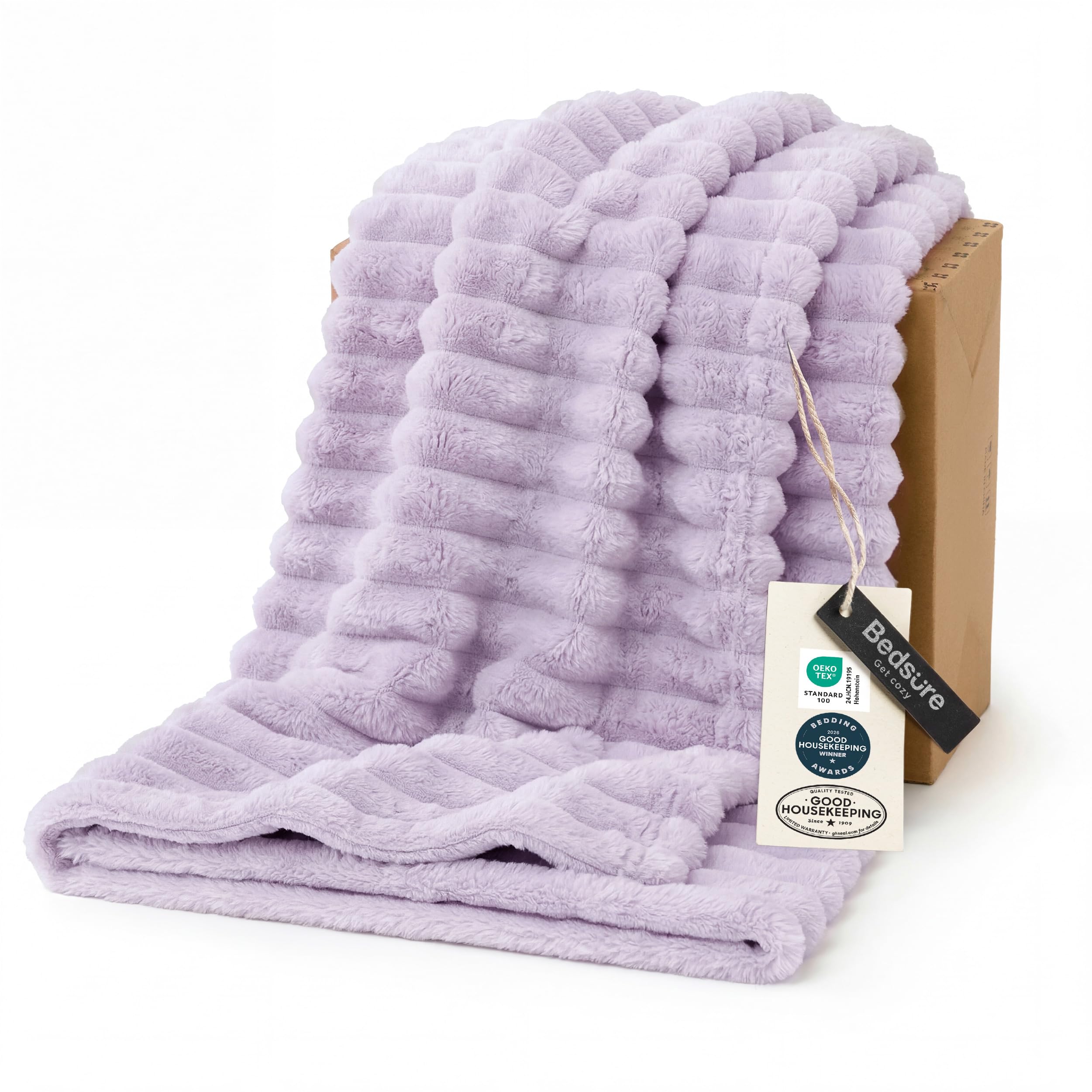 Bedsure GentleSoft Pink Throw Blanket for Couch - Birthday Gifts for Teenage Girls Sister Women Teacher Graduation Gifts, Cozy Cute Fleece Bed Throw Blanket, Coral Pink Room Home Decor, 50x60 Inches