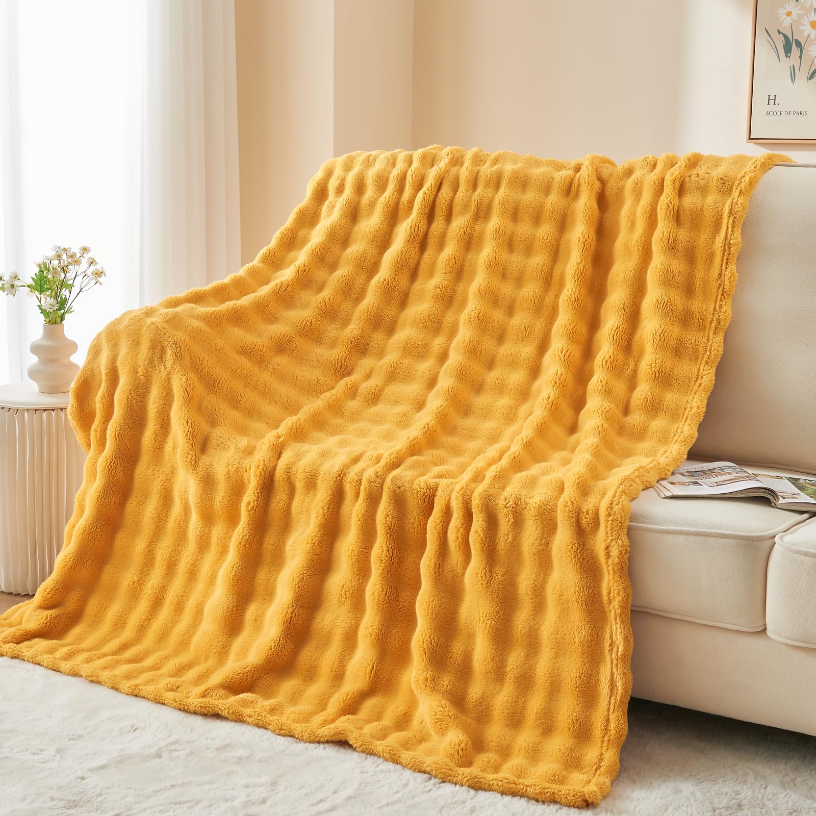 NEWCOSPLAY Throw Blanket for Couch Coral Pink Super Soft Flannel Fleece 3D Bubble Lightweight Bed Blanket All Season Use (Coral Pink, Throw(50"x60"))