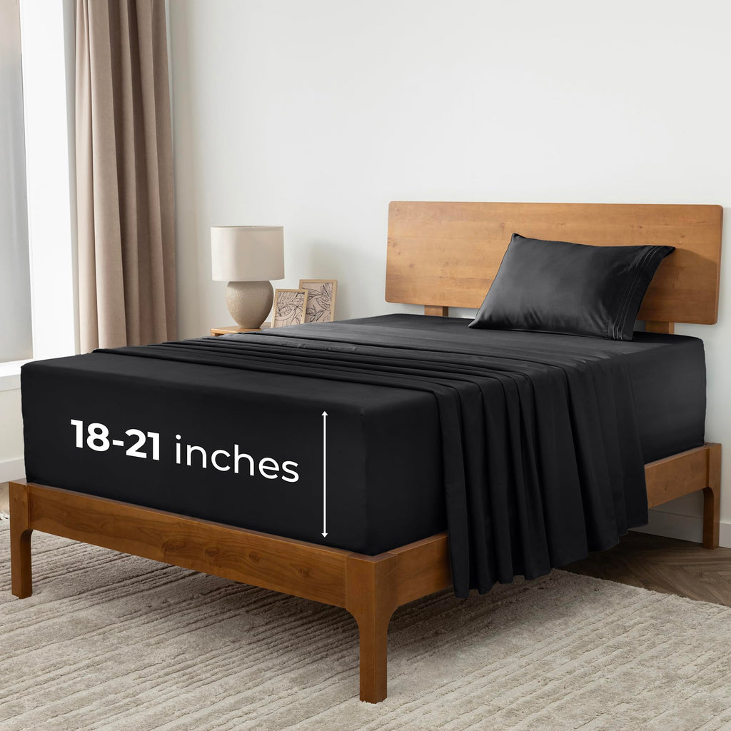 Mellanni Queen Sheets Set - 4 PC Iconic Collection Bedding - Hotel Luxury, Extra Soft, Cooling Bed Sheets - Wrinkle, Fade, Stain Resistant (Queen, White)
