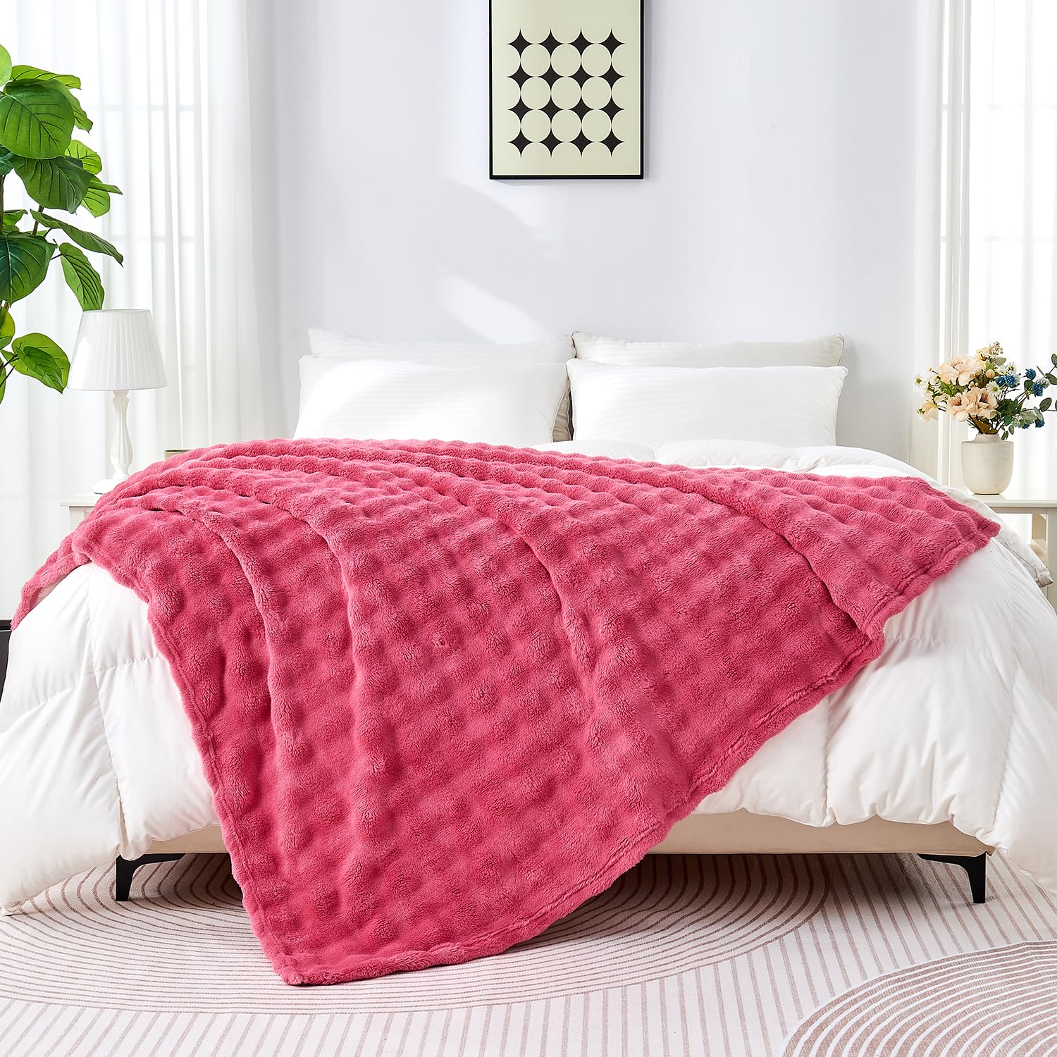 Wajade Soft Fleece Throw Blanket for Couch, 60x80 Inches 3D Bubble Decorative Cozy Fuzzy Flannel Blanket, Lightweight Warm Blanket for Bed Office, Coral Pink