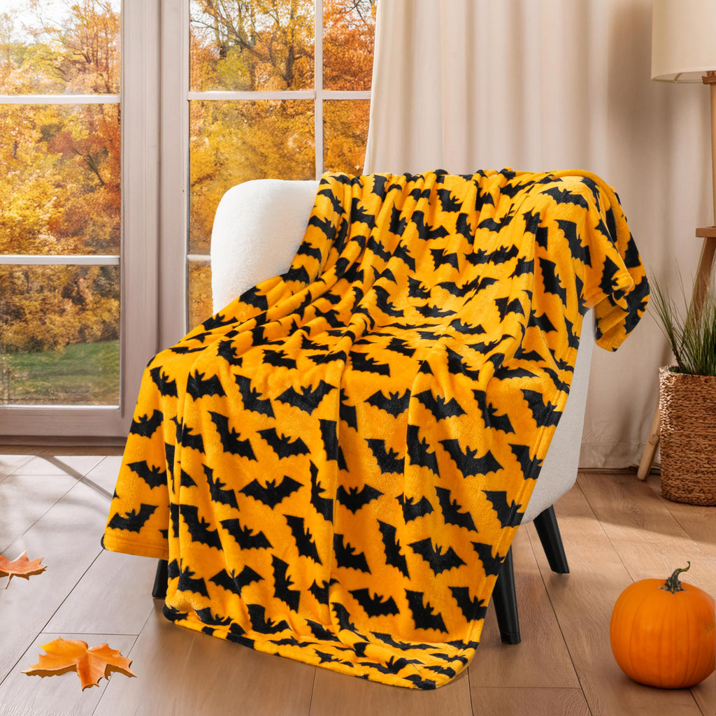 PAVILIA Orange Fleece Throw Blanket for Couch, Coral Peach Soft Fuzzy Fall Flannel Throw for Sofa, Luxury Plush Microfiber Bed Blanket, Cozy Home Halloween Velvet Gift Blanket, 50x60