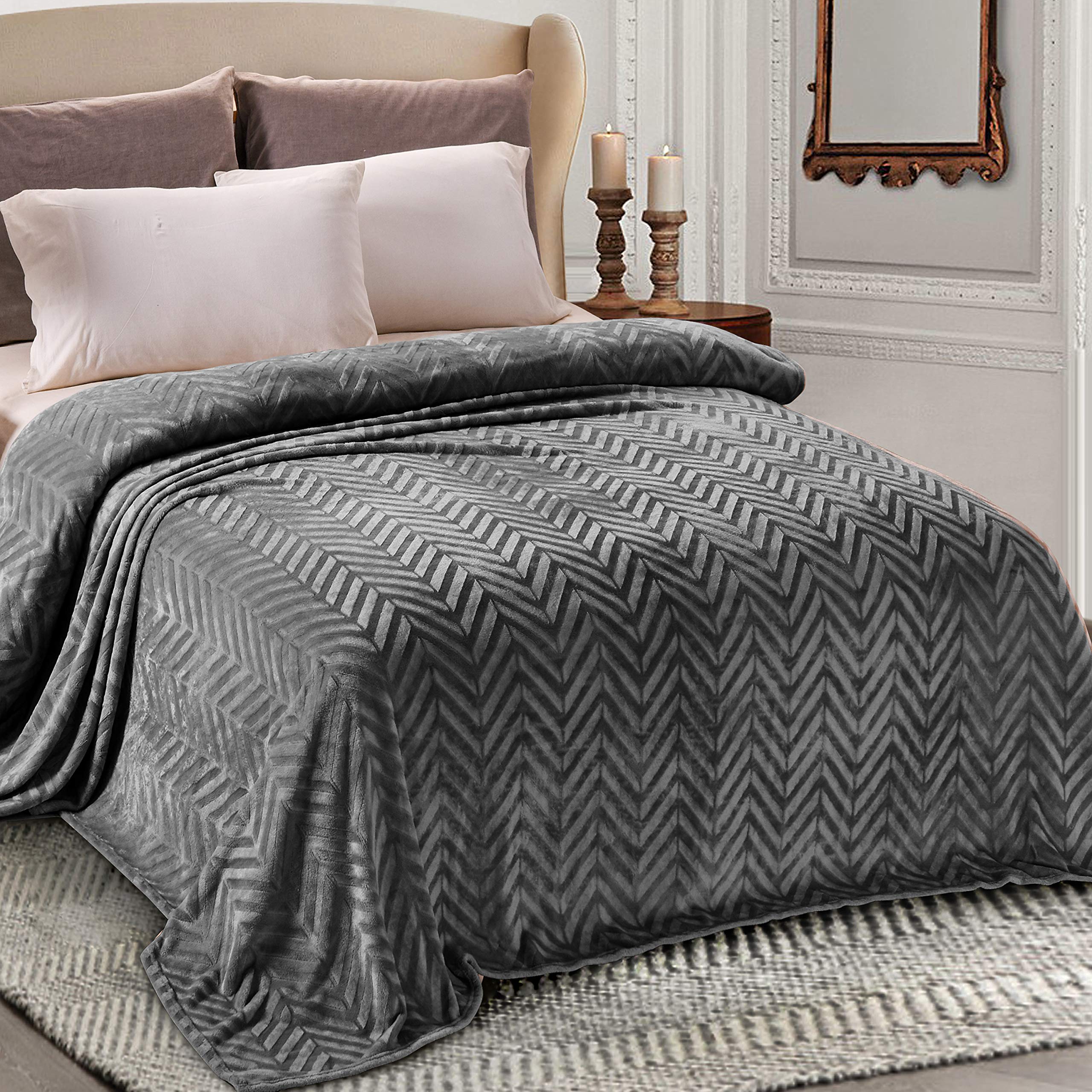 Whale Flotilla Flannel Fleece Throw Blanket for Couch Sofa Bed, Lightweight Breathable Soft Throws Plush Fluffy Chevron Design Decorative Blankets for All Season, 50x60 Inch, Coral