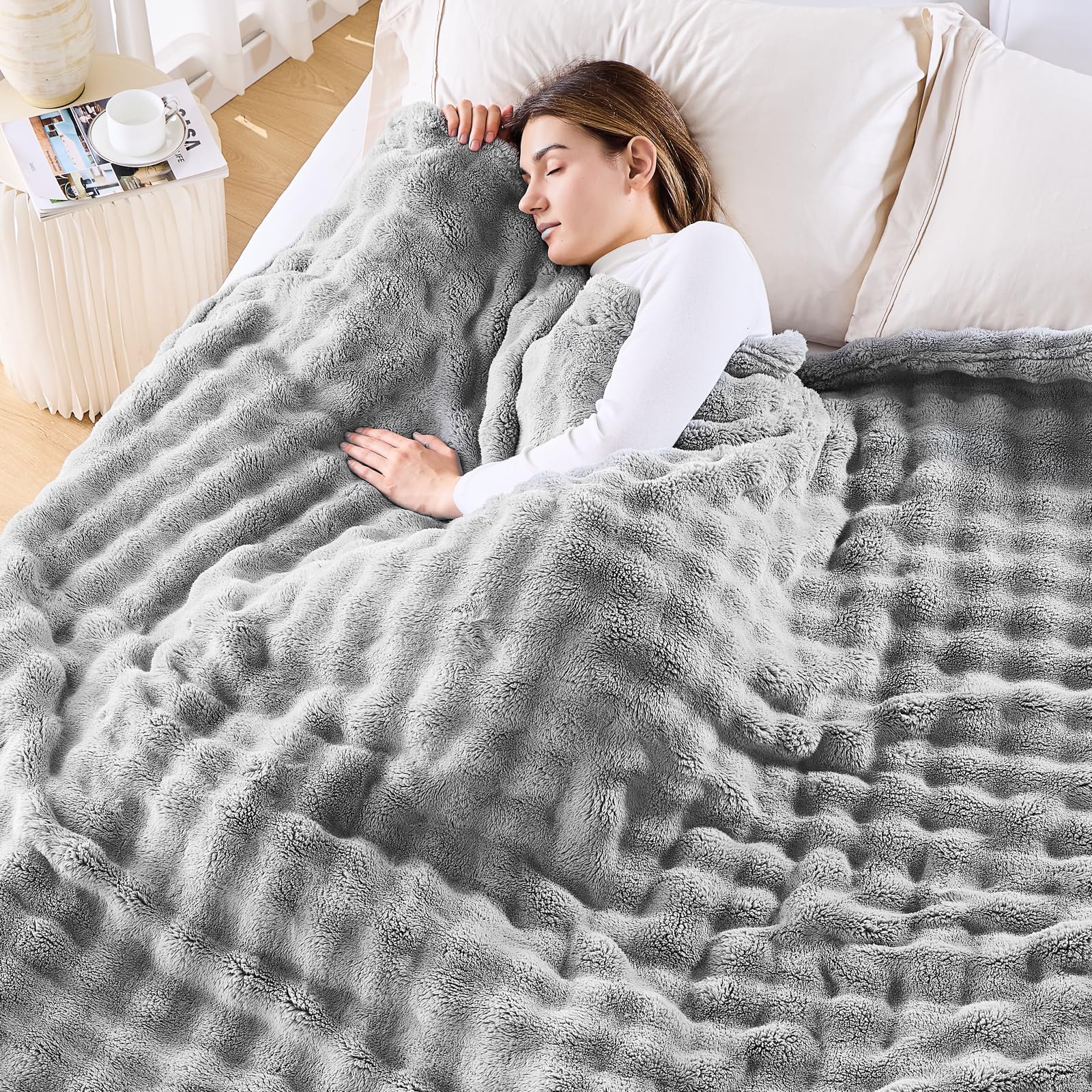 NEWCOSPLAY Throw Blanket for Couch Coral Pink Super Soft Flannel Fleece 3D Bubble Lightweight Bed Blanket All Season Use (Coral Pink, Throw(50"x60"))