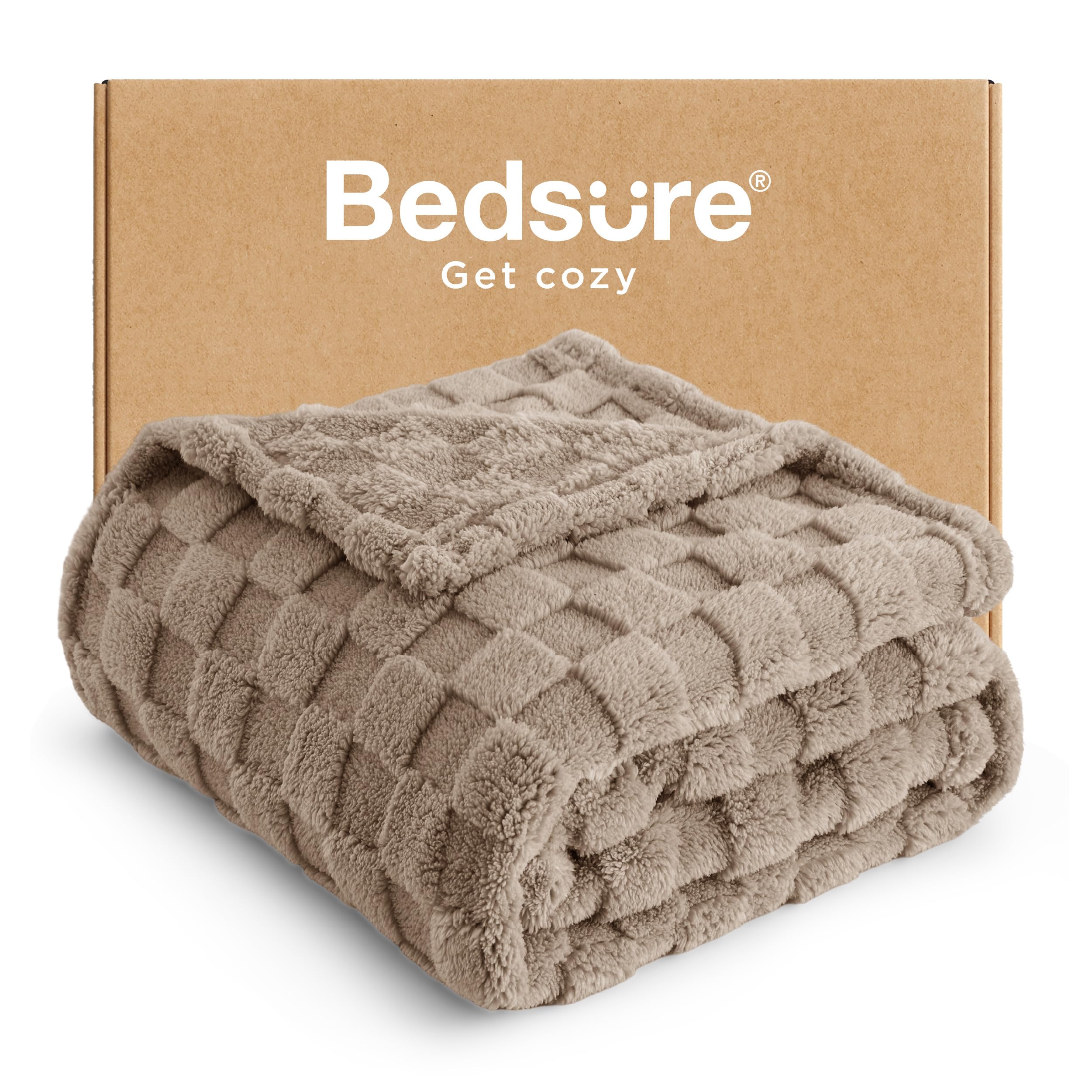 Bedsure GentleSoft Sage Green Throw Blanket for Couch - Checkered Fleece Mothers Gifts Day Blankets, Cute Soft Cozy Spring Summer Throw for Bedroom Home Decor Gifts for Girls, 50x60 Inches