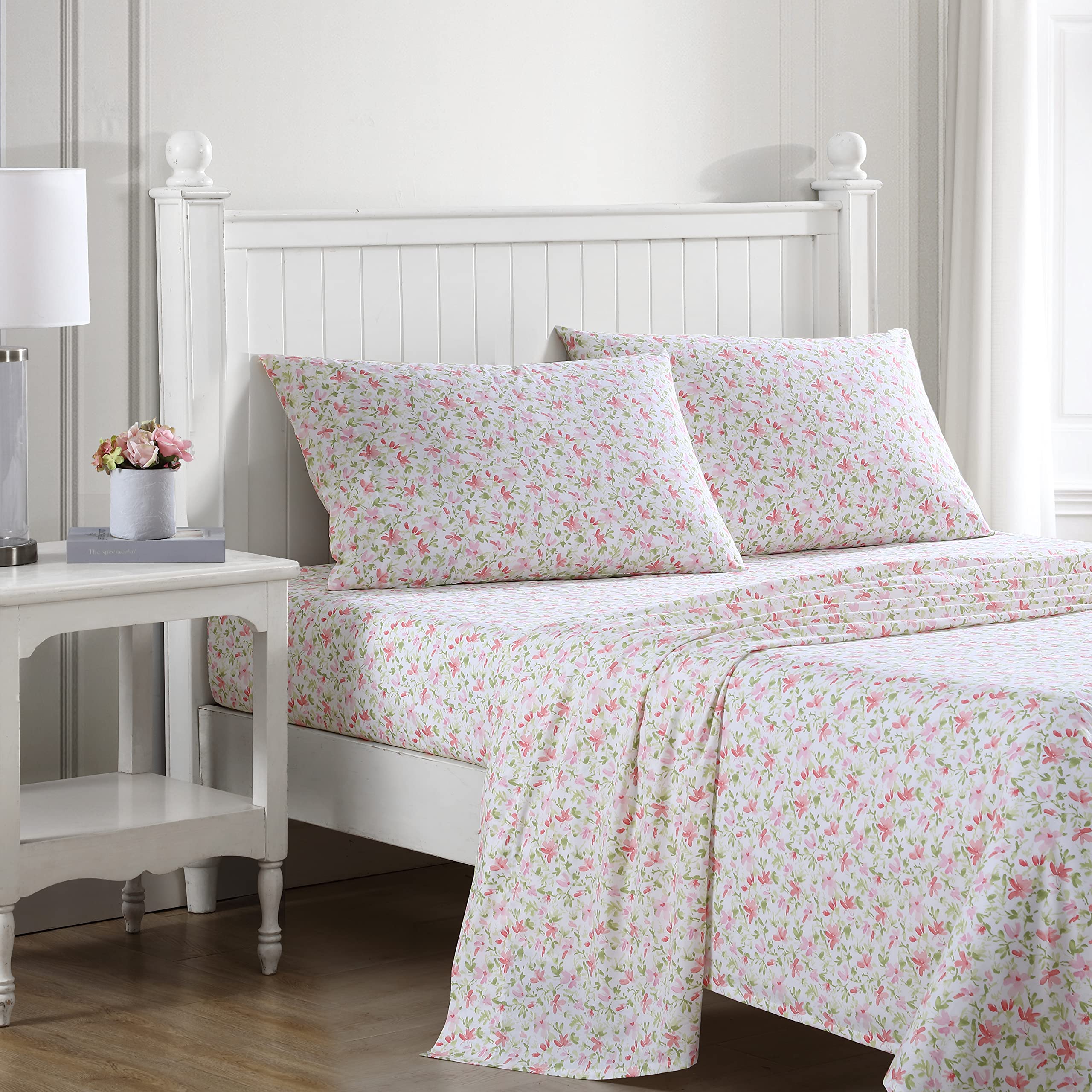 Laura Ashley - Queen Sheet Set, Crisp & Cool Sheets w/a Naturally Smooth Cotton Percale Feel, Deep Pocket, Bed Sheets with Matching Pillowcases & Fitted Sheet (Francesca Blue)
