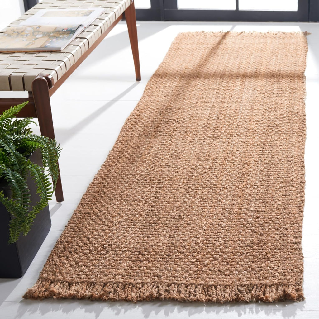 SAFAVIEH Natural Fiber Collection Runner Rug - 2'6" x 6', Natural, Handmade Tassel Jute, Ideal for High Traffic Areas in Living Room, Bedroom (NF467A)