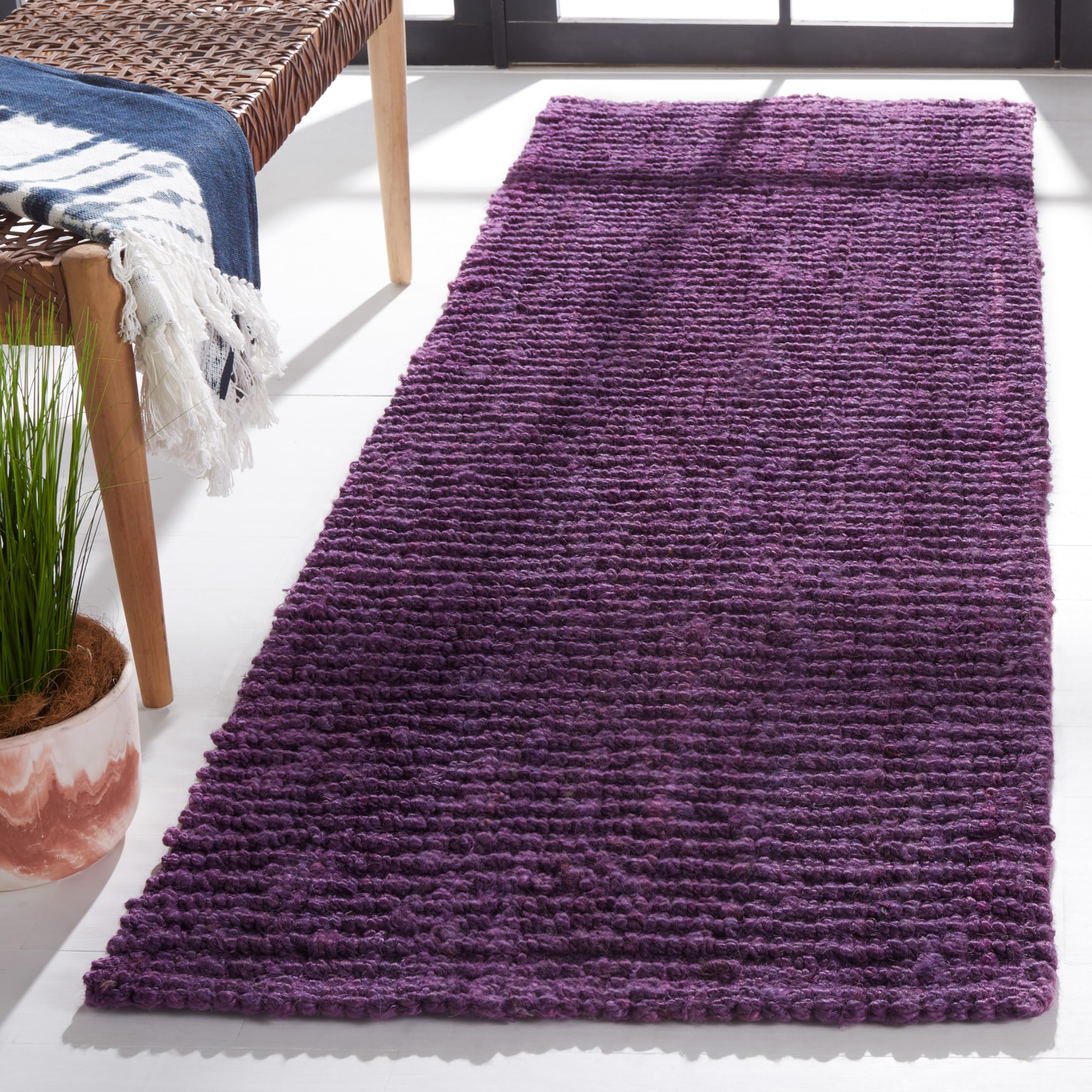 SAFAVIEH Natural Fiber Collection Runner Rug - 2'6" x 6', Natural Brown, Handmade Jute, Farmhouse Style, Chunky Textured Thick Pile (NF447A)
